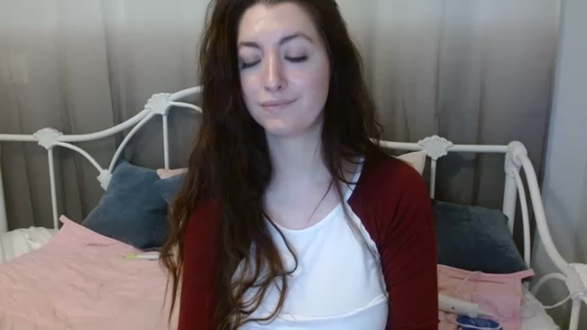 Gallery image thumbnail from DallasOhMy's myfreecams stream on, 02/20/2023, 22:40 image 4 of 20