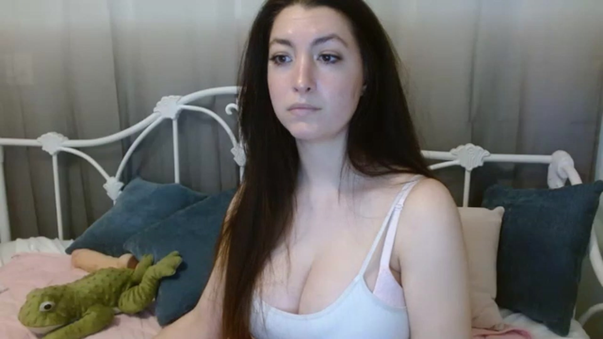 Gallery image thumbnail from DallasOhMy's myfreecams stream on, 02/27/2023, 19:54 image 12 of 20