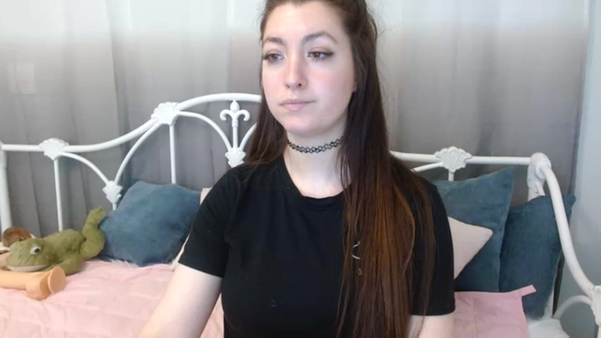 Gallery image thumbnail from DallasOhMy's myfreecams stream on, 03/02/2023, 17:49 image 12 of 20