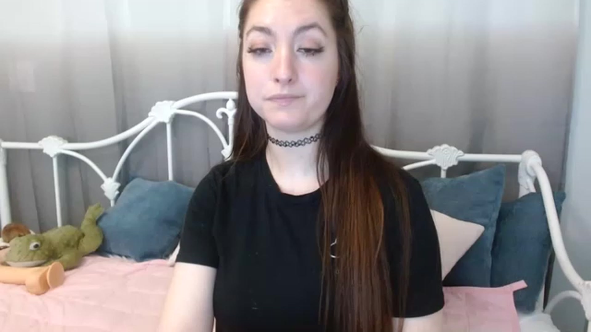 Gallery image thumbnail from DallasOhMy's myfreecams stream on, 03/02/2023, 17:49 image 10 of 20