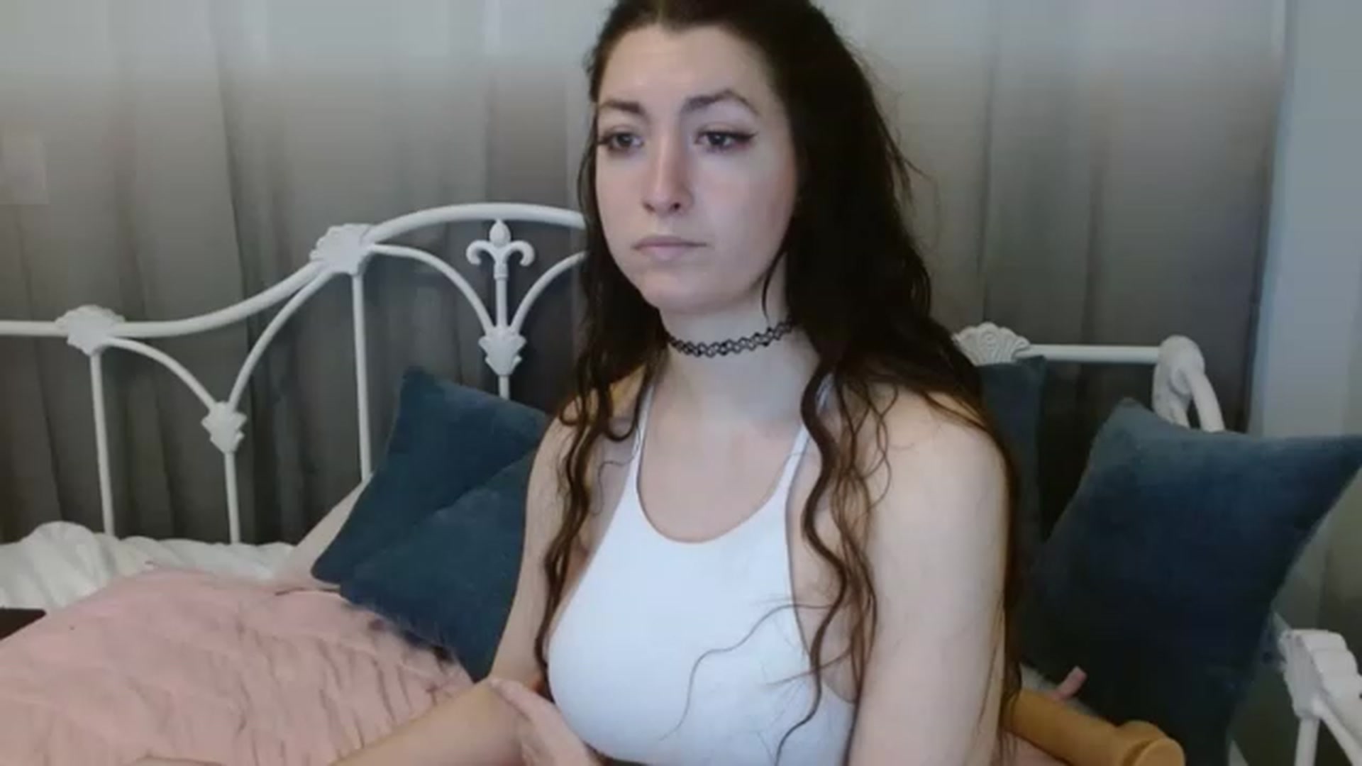 Gallery image thumbnail from DallasOhMy's myfreecams stream on, 03/21/2023, 18:33 image 9 of 20