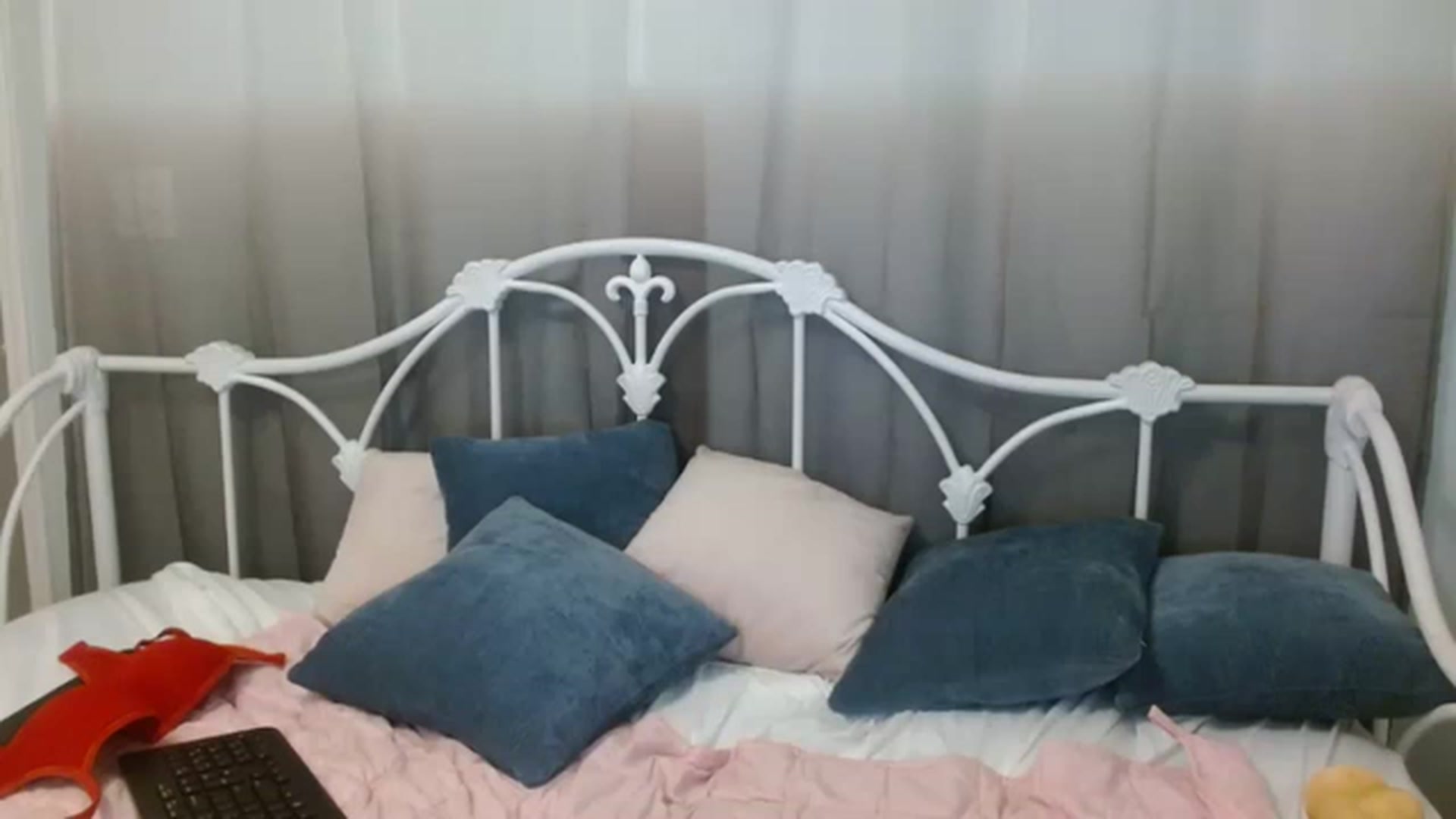Gallery image thumbnail from DallasOhMy's myfreecams stream on, 03/25/2023, 03:25 image 12 of 20