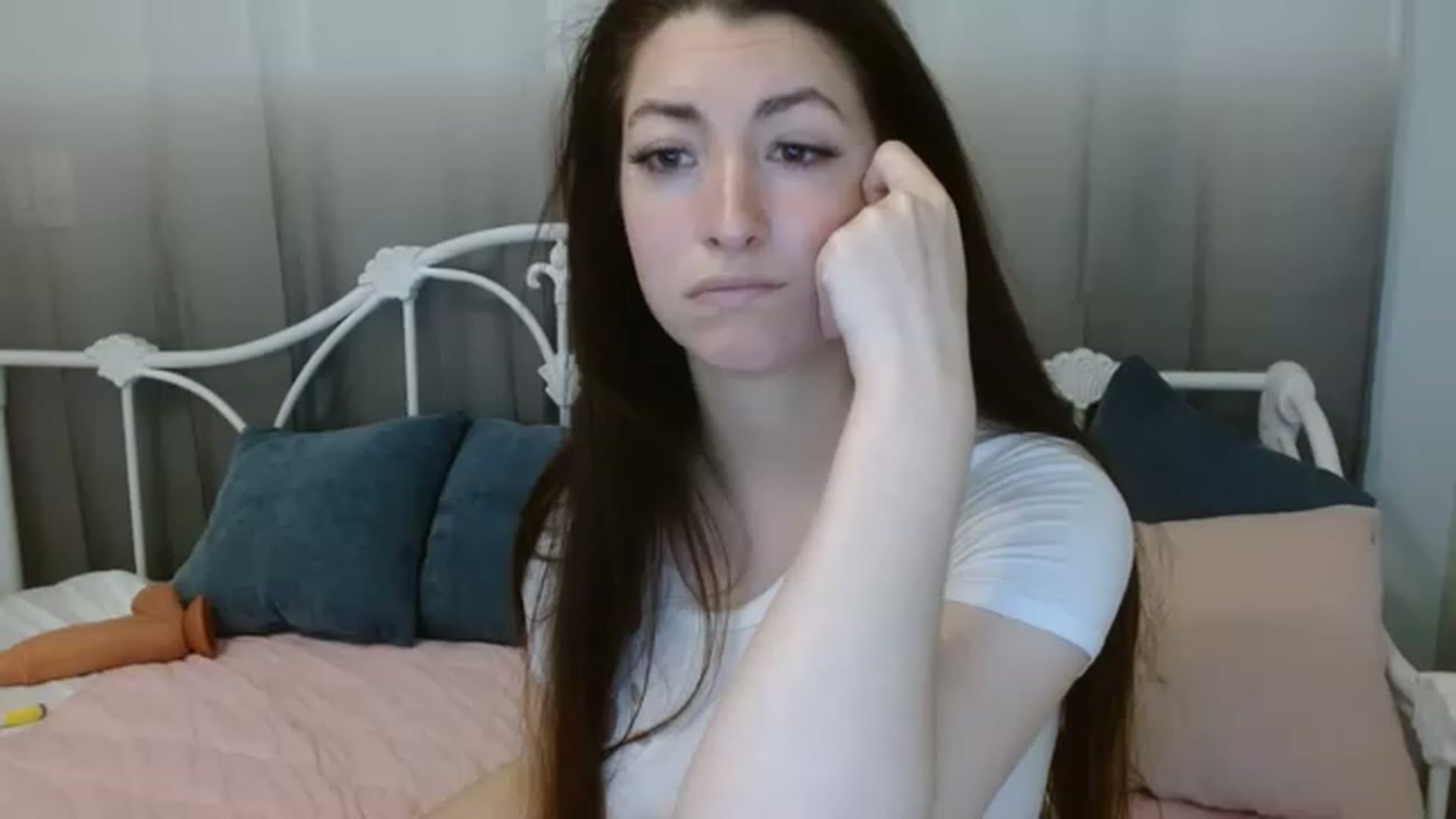 Gallery image thumbnail from DallasOhMy's myfreecams stream on, 04/02/2023, 23:58 image 11 of 20