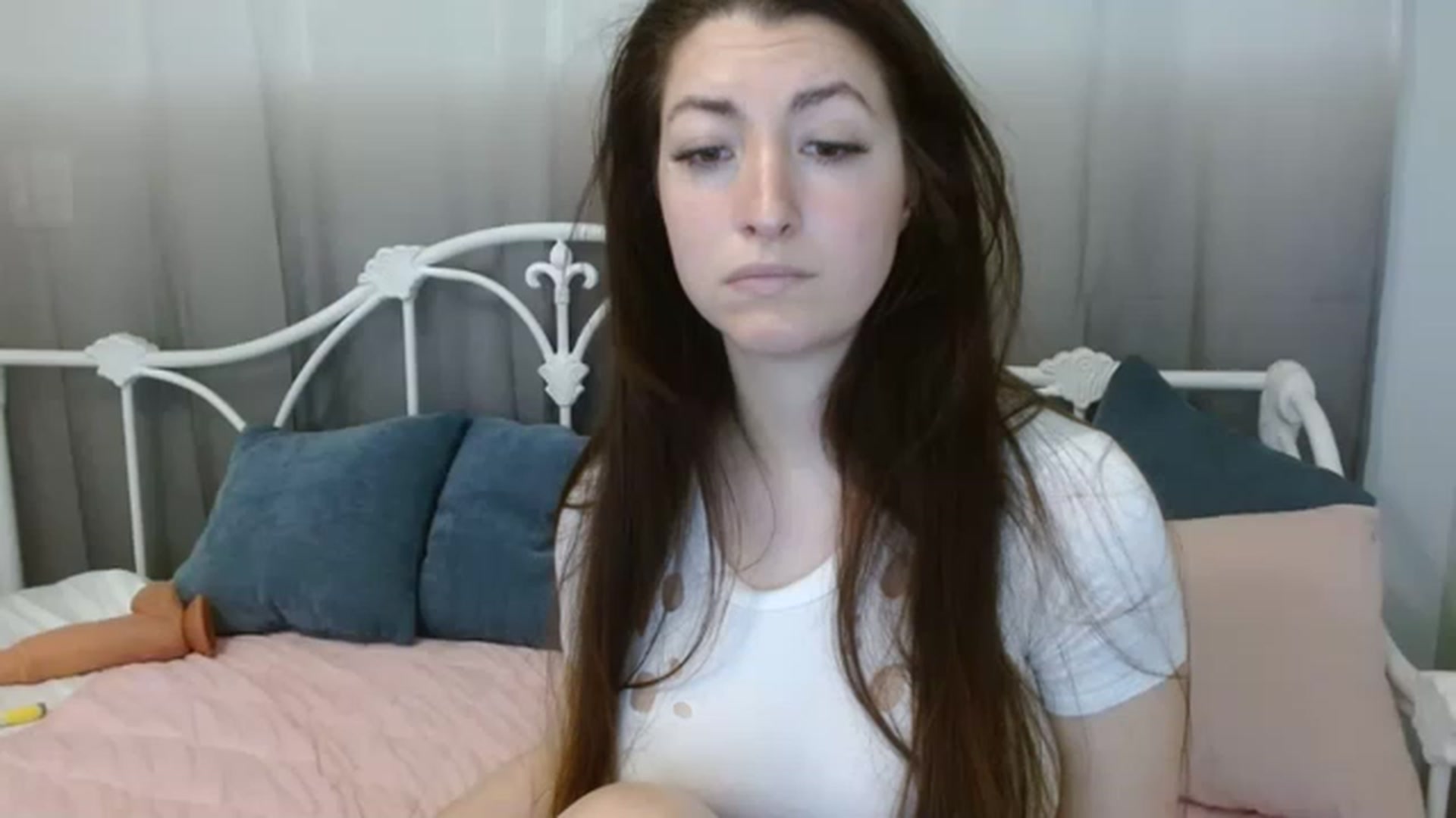 Gallery image thumbnail from DallasOhMy's myfreecams stream on, 04/02/2023, 23:58 image 10 of 20