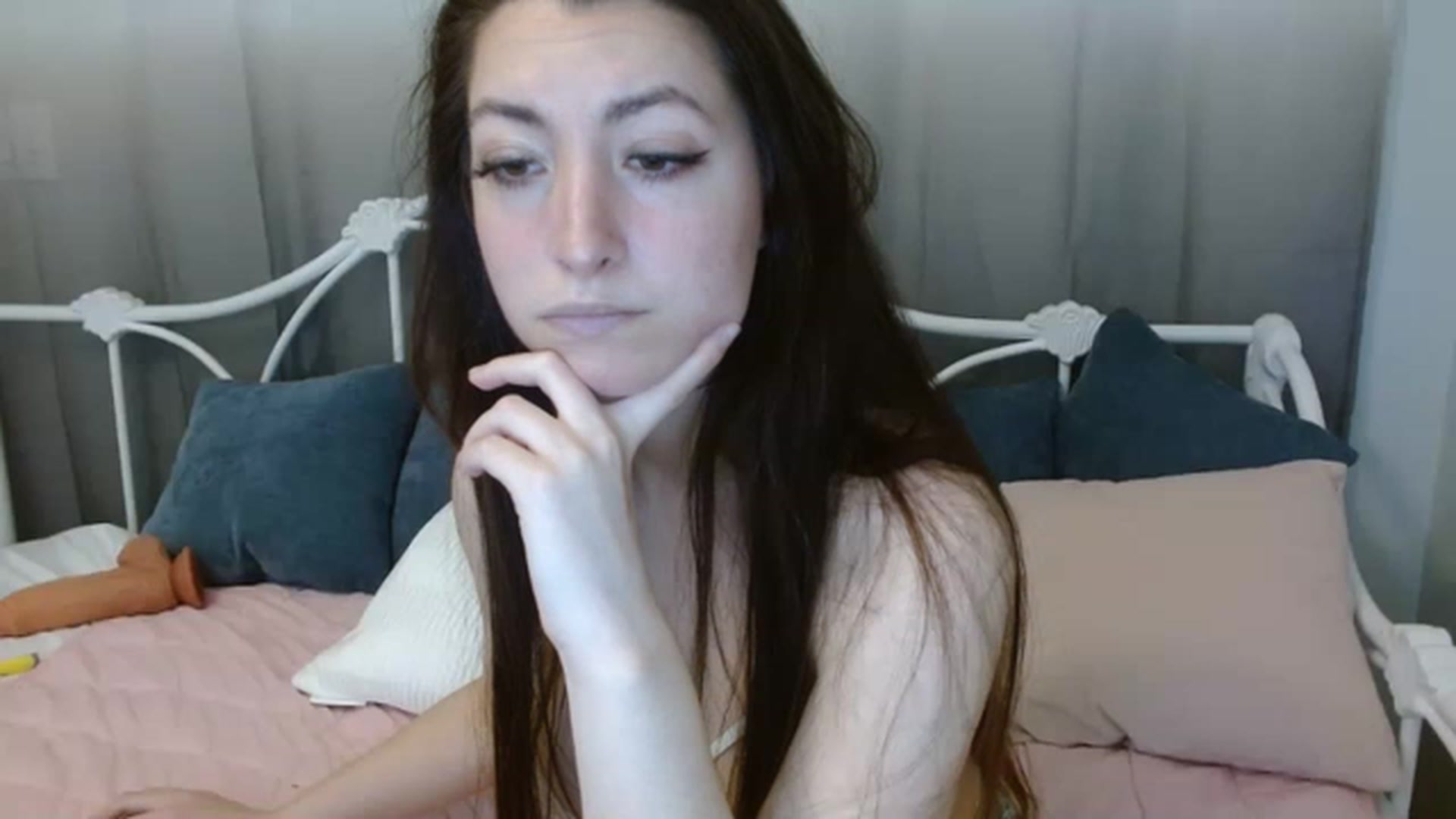 Gallery image thumbnail from DallasOhMy's myfreecams stream on, 04/03/2023, 18:04 image 6 of 20