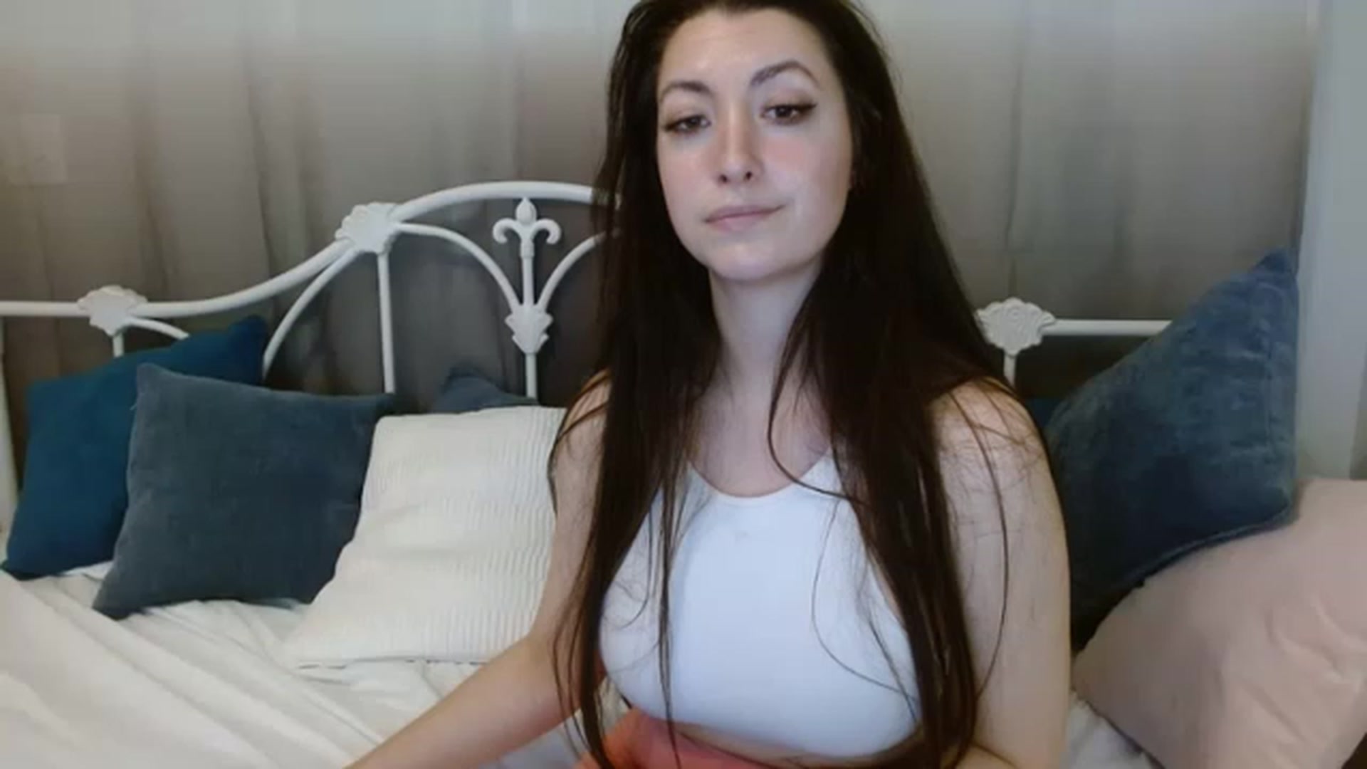 Gallery image thumbnail from DallasOhMy's myfreecams stream on, 04/10/2023, 01:13 image 1 of 20