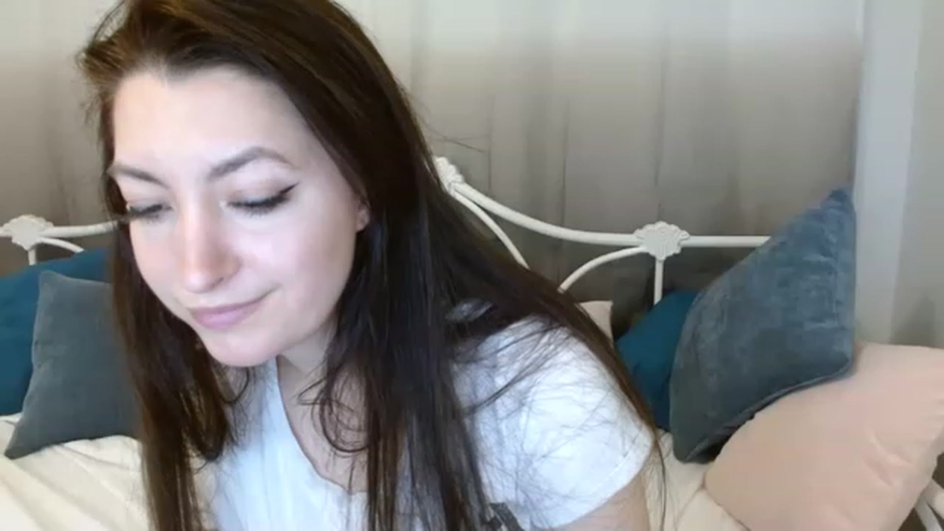 Gallery image thumbnail from DallasOhMy's myfreecams stream on, 04/10/2023, 16:37 image 8 of 20