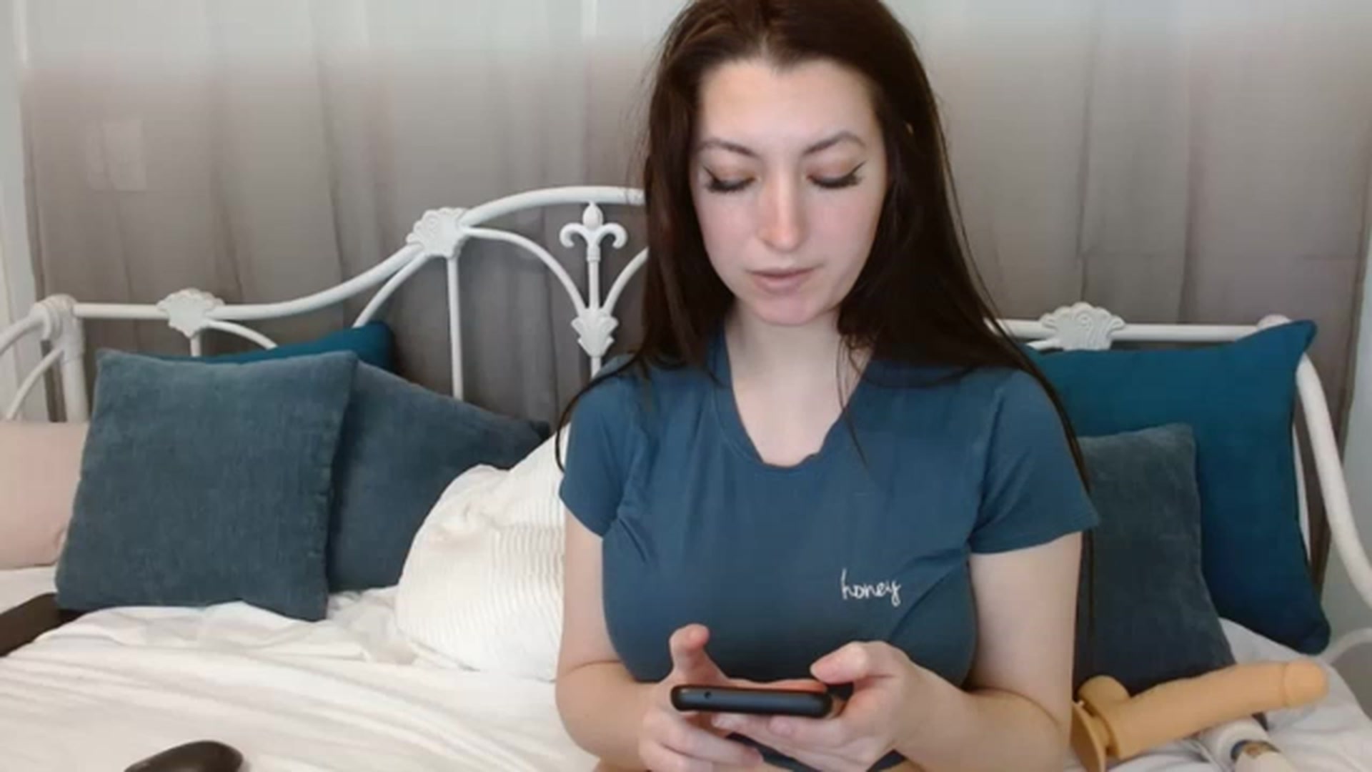 Gallery image thumbnail from DallasOhMy's myfreecams stream on, 04/18/2023, 19:04 image 8 of 20