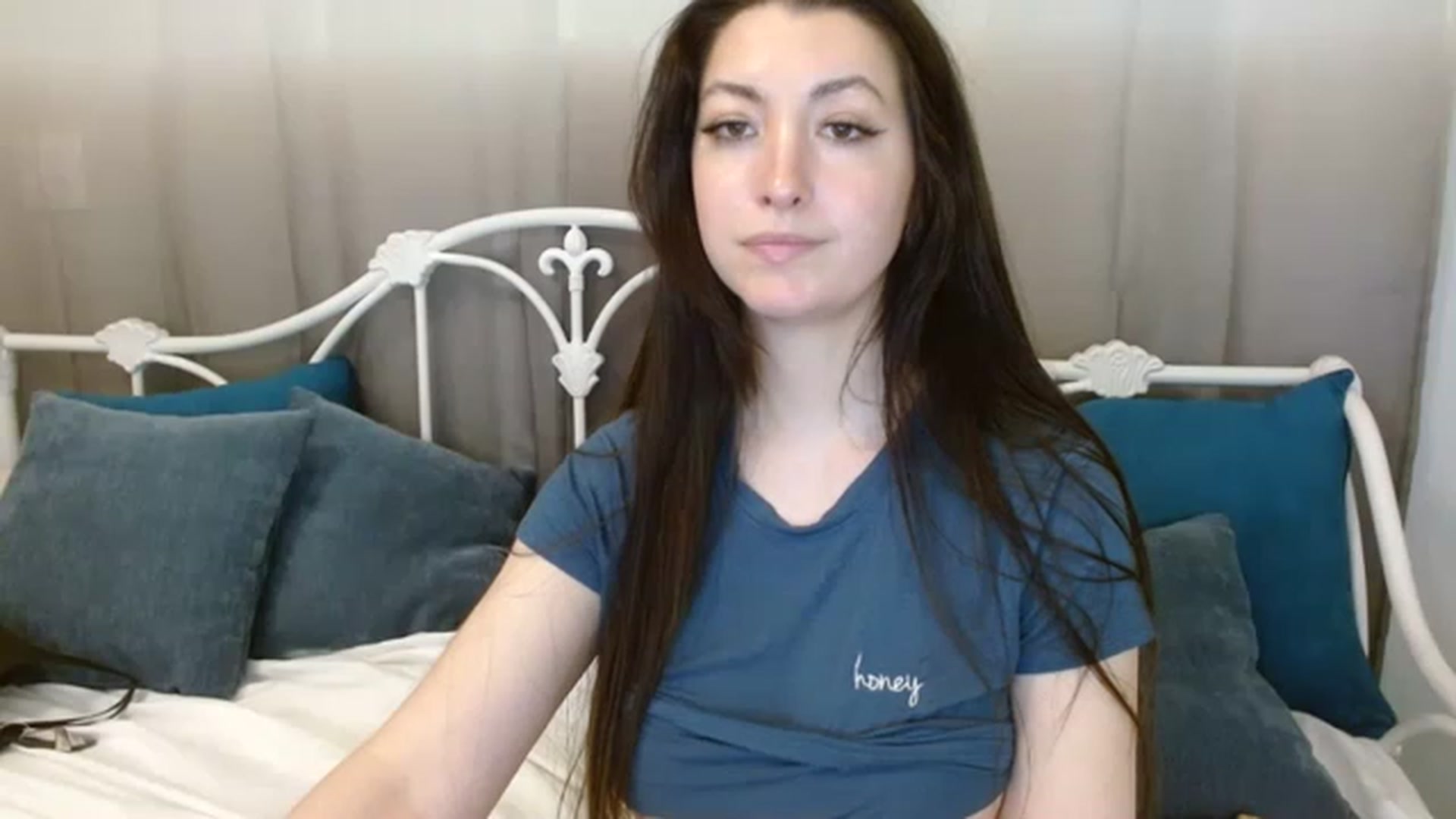 Gallery image thumbnail from DallasOhMy's myfreecams stream on, 04/19/2023, 24:00 image 15 of 20