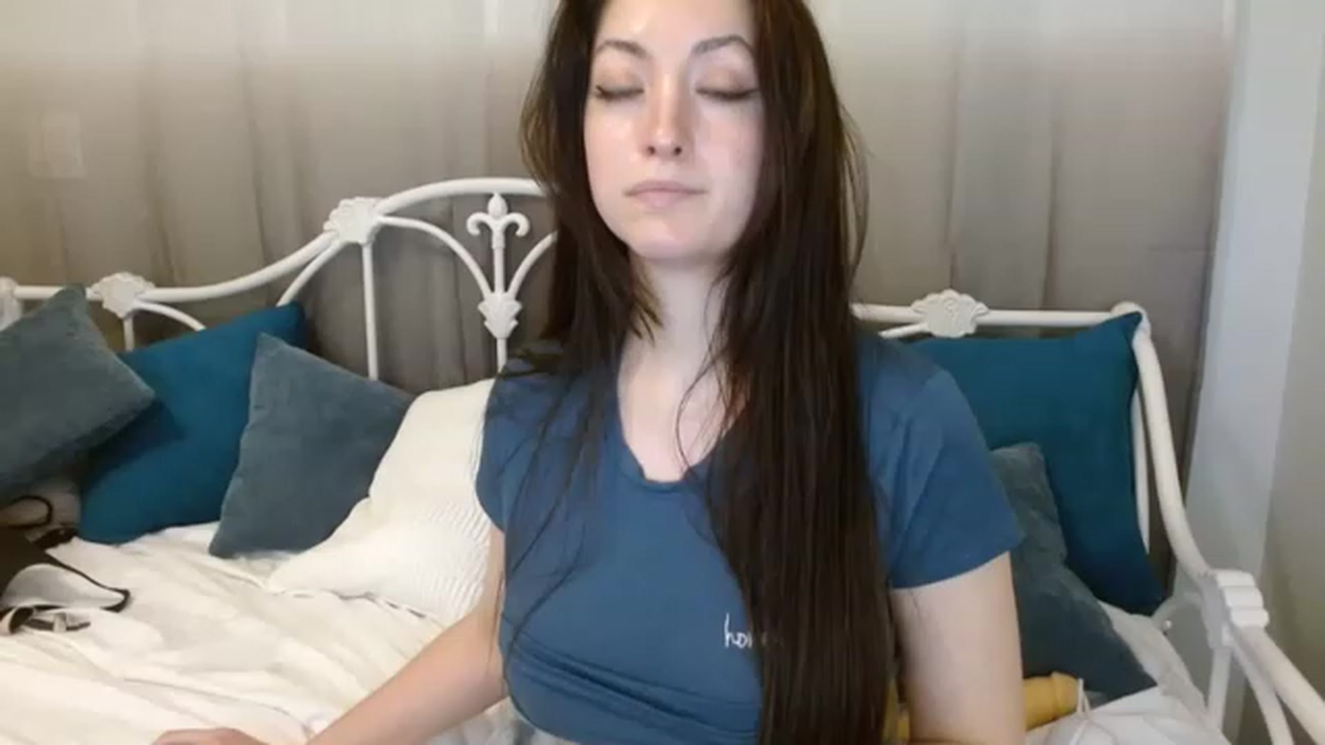 Gallery image thumbnail from DallasOhMy's myfreecams stream on, 04/19/2023, 02:54 image 1 of 20