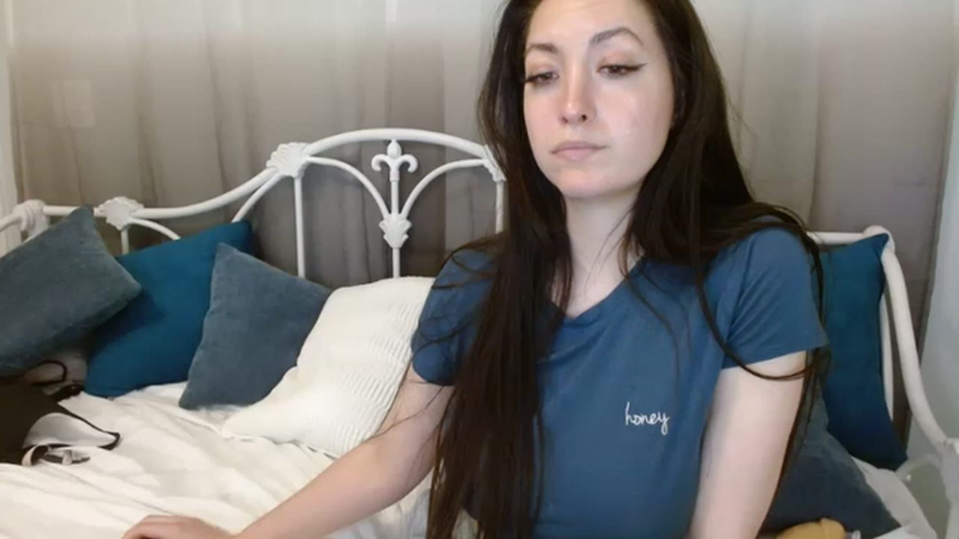 Gallery image thumbnail from DallasOhMy's myfreecams stream on, 04/19/2023, 02:54 image 10 of 20