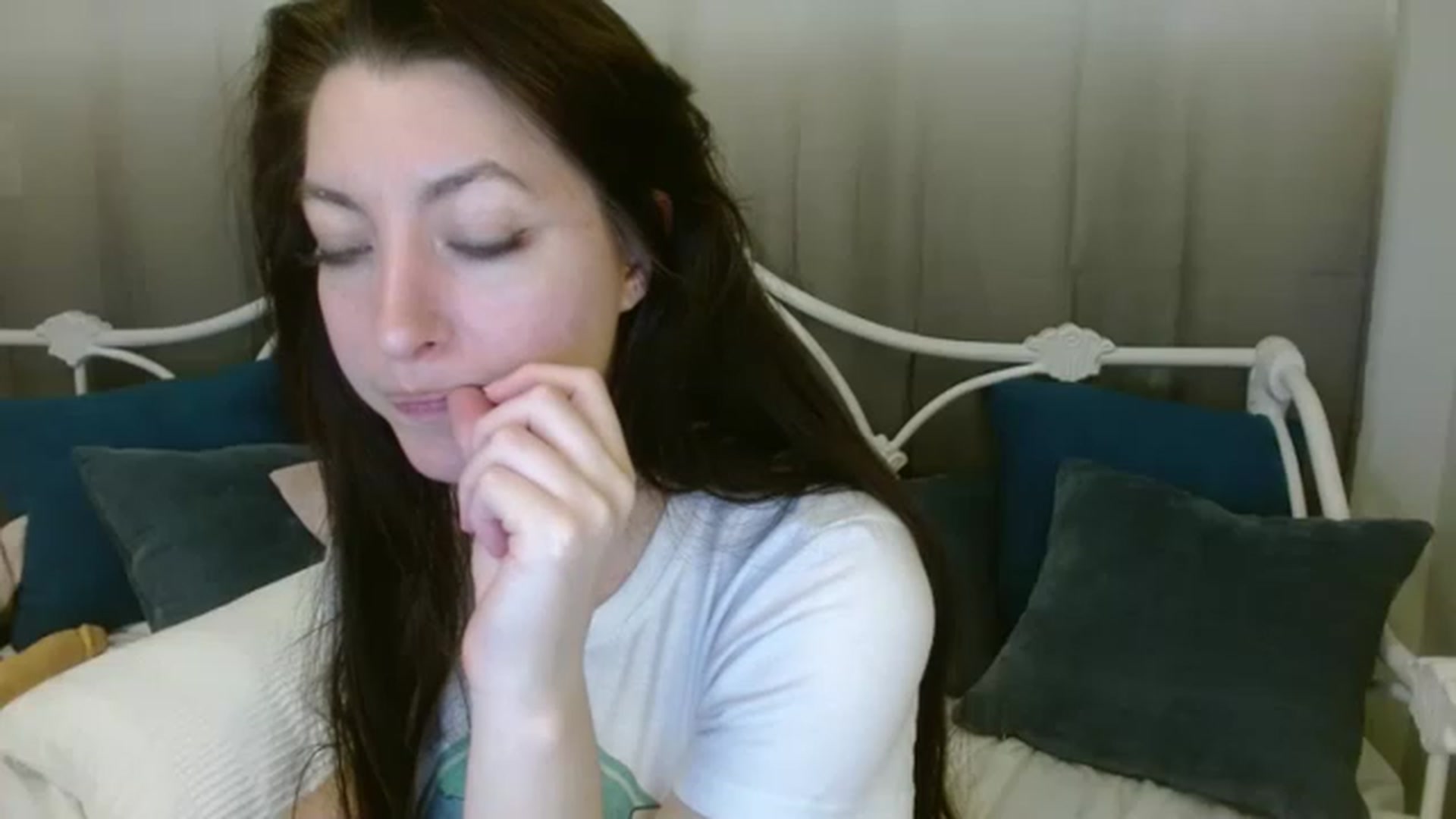 Gallery image thumbnail from DallasOhMy's myfreecams stream on, 04/25/2023, 02:58 image 8 of 20