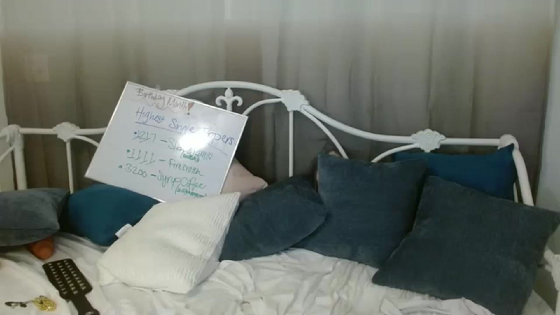 Gallery image thumbnail from DallasOhMy's myfreecams stream on, 05/02/2023, 02:23 image 18 of 20
