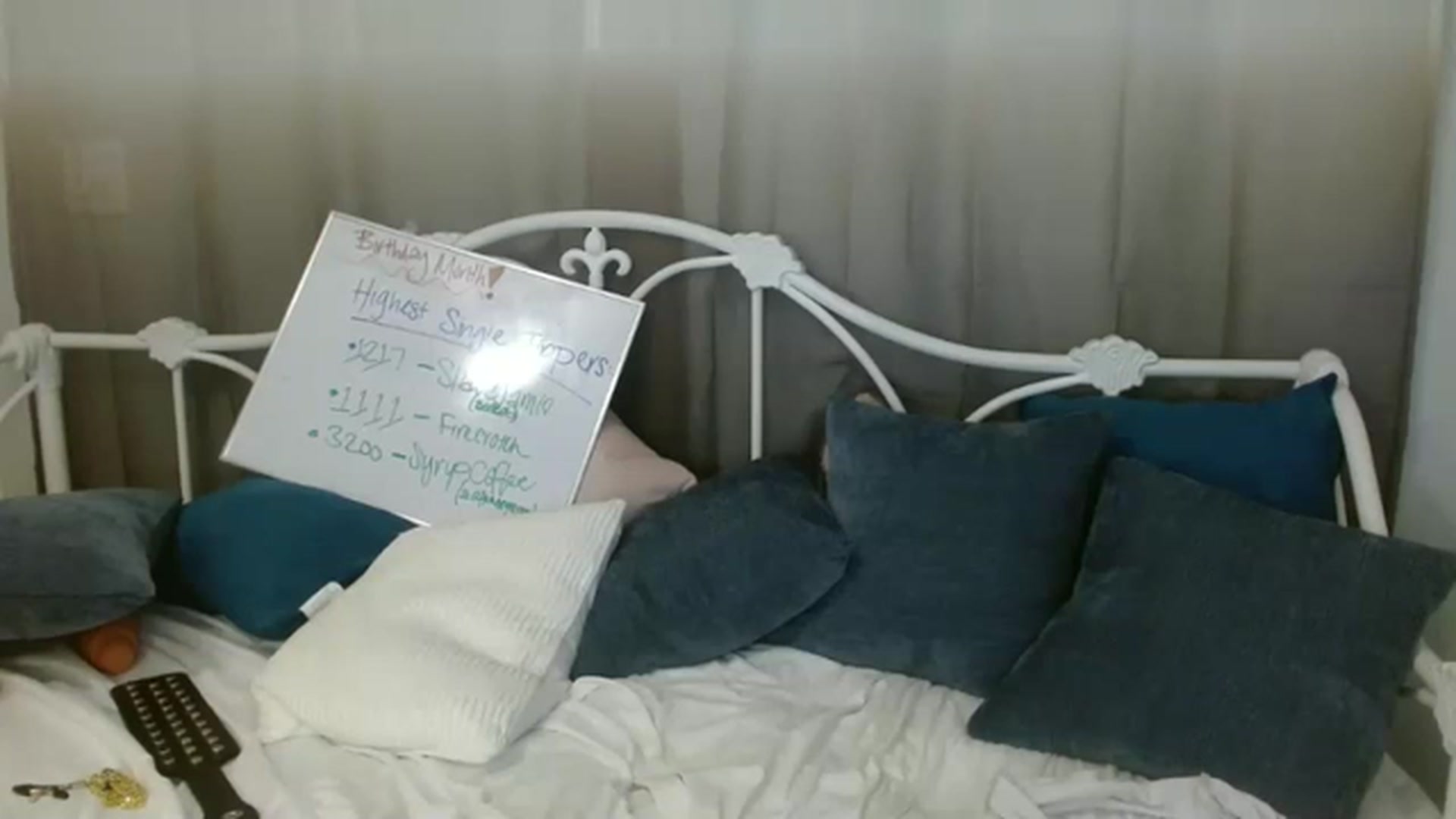 Gallery image thumbnail from DallasOhMy's myfreecams stream on, 05/02/2023, 02:23 image 17 of 20