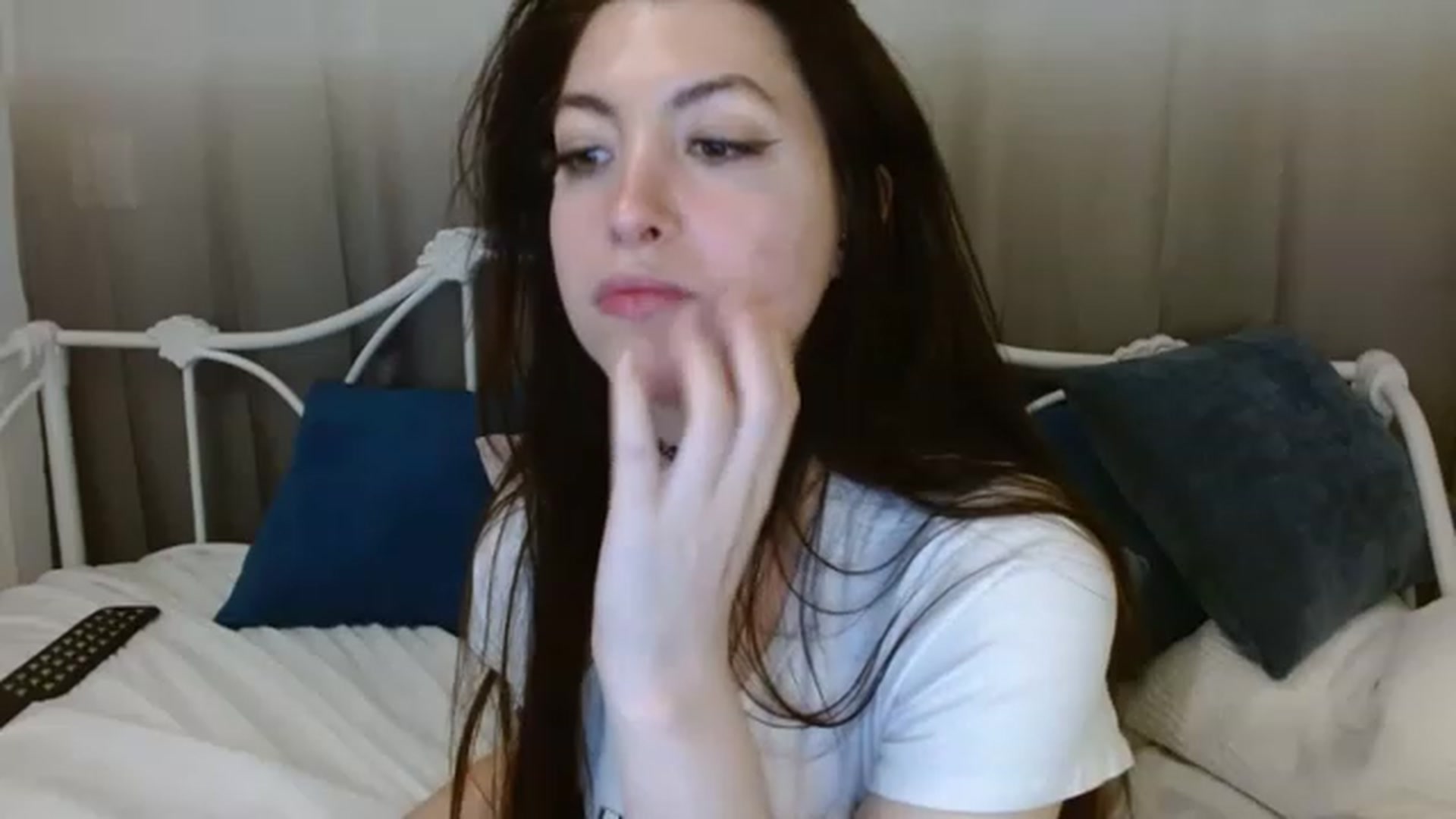 Gallery image thumbnail from DallasOhMy's myfreecams stream on, 05/12/2023, 02:39 image 4 of 20