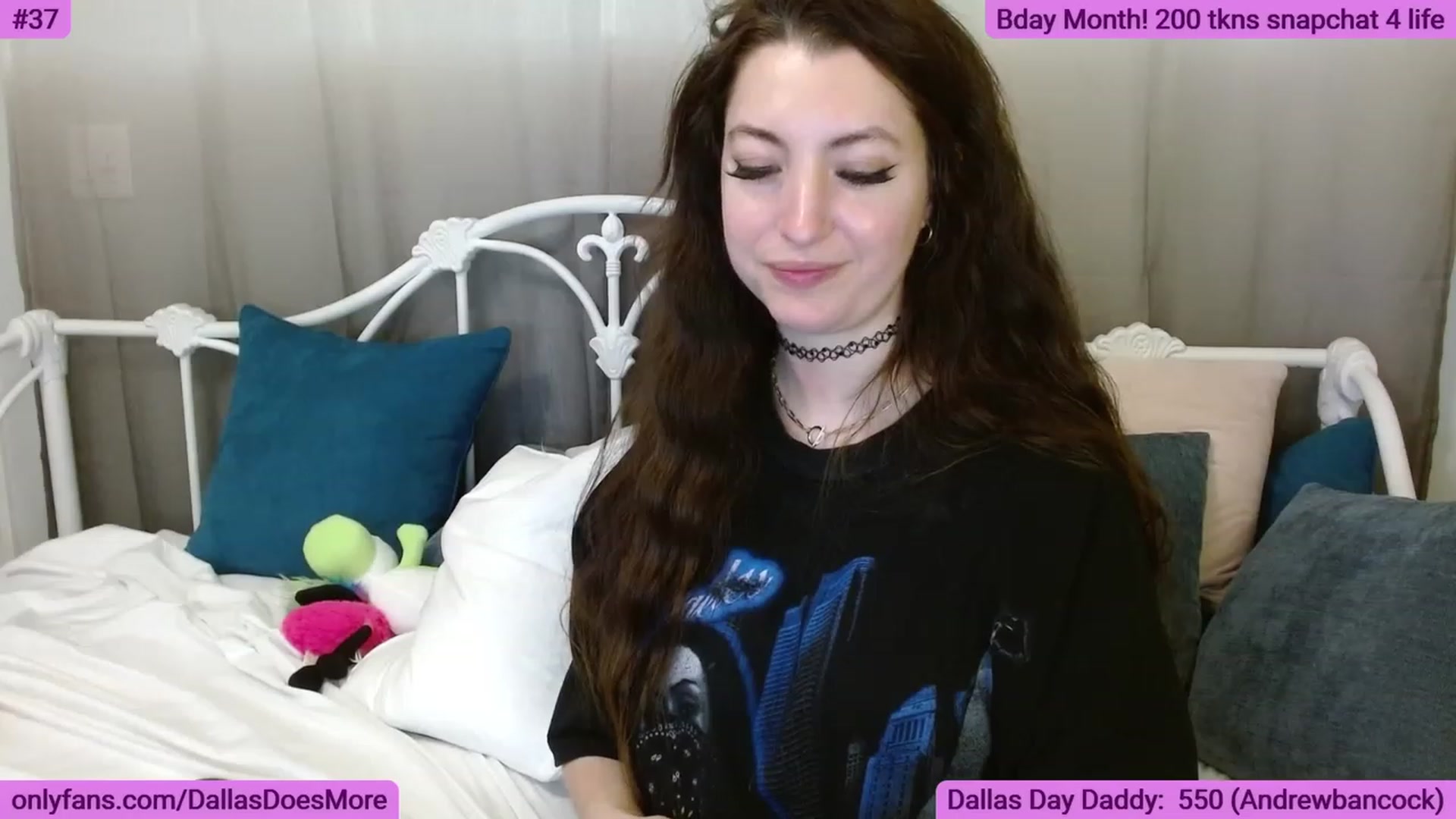Gallery image thumbnail from DallasOhMy's myfreecams stream on, 05/29/2023, 04:54 image 13 of 20