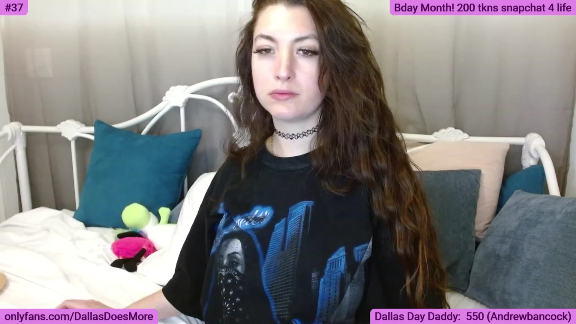 Gallery image thumbnail from DallasOhMy's myfreecams stream on, 05/29/2023, 04:54 image 1 of 20