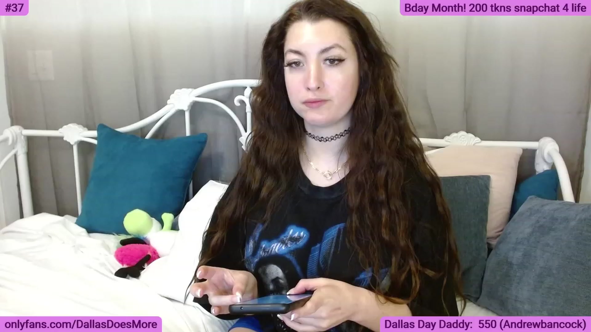Gallery image thumbnail from DallasOhMy's myfreecams stream on, 05/29/2023, 04:54 image 7 of 20