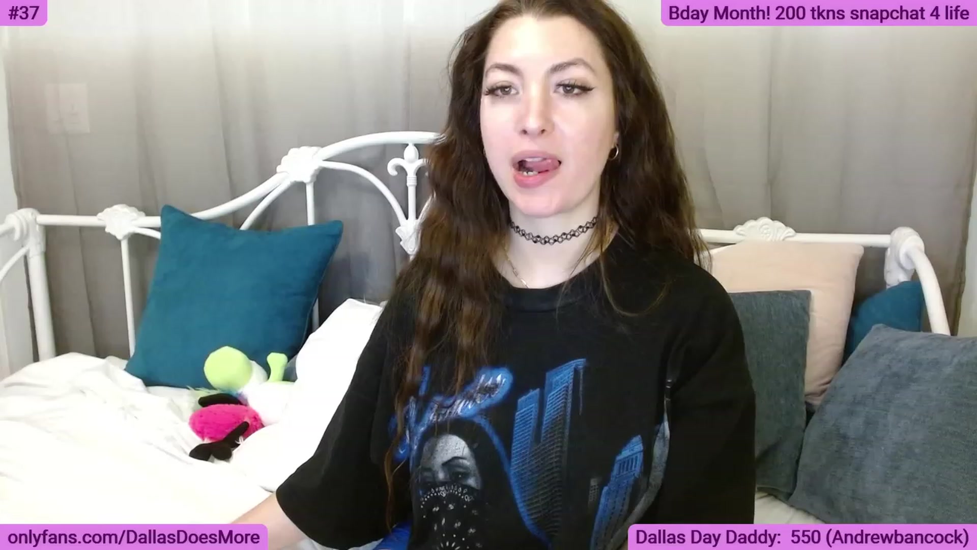 Gallery image thumbnail from DallasOhMy's myfreecams stream on, 05/29/2023, 04:54 image 9 of 20