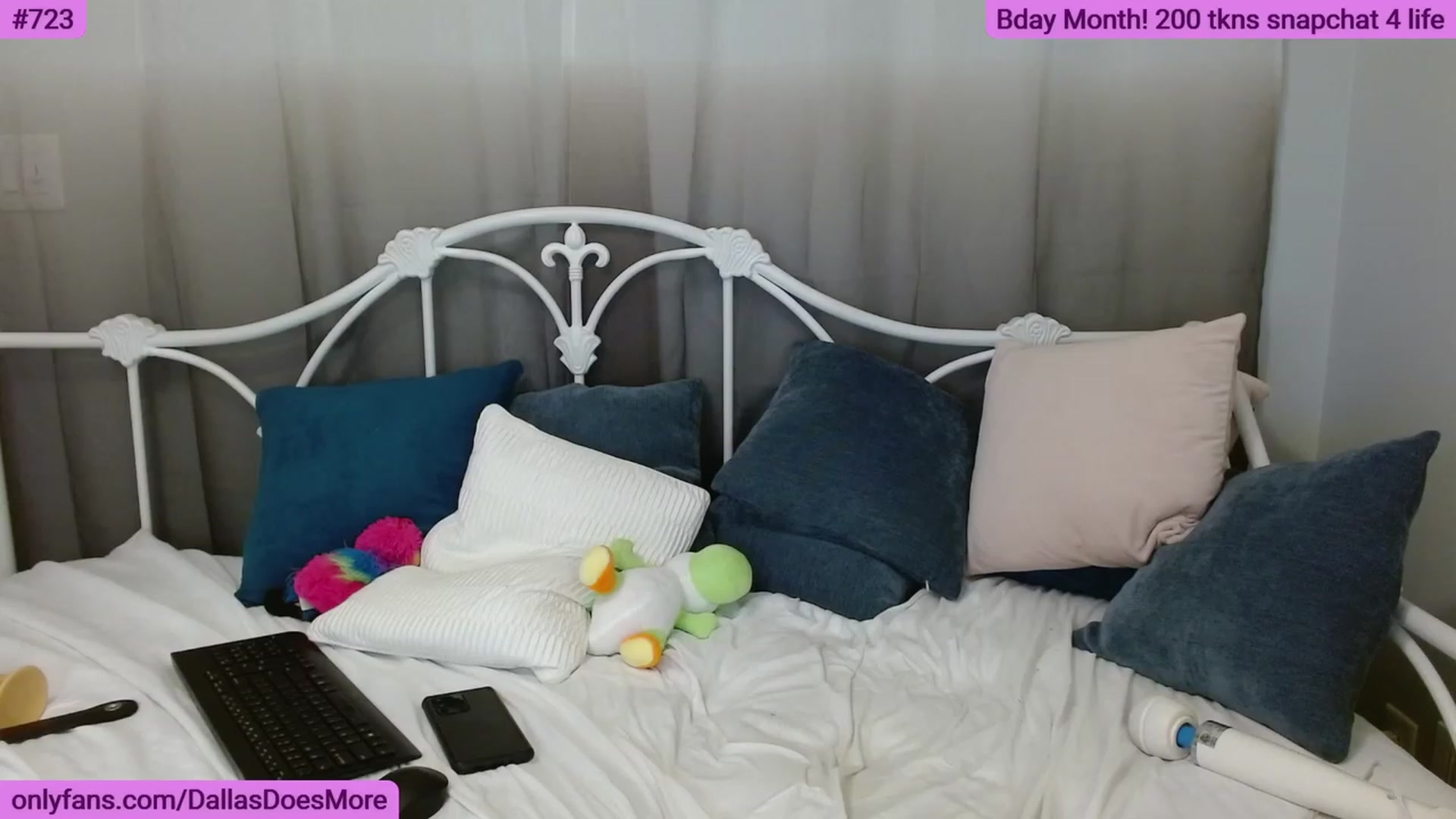 Gallery image thumbnail from DallasOhMy's myfreecams stream on, 06/02/2023, 03:51 image 20 of 20