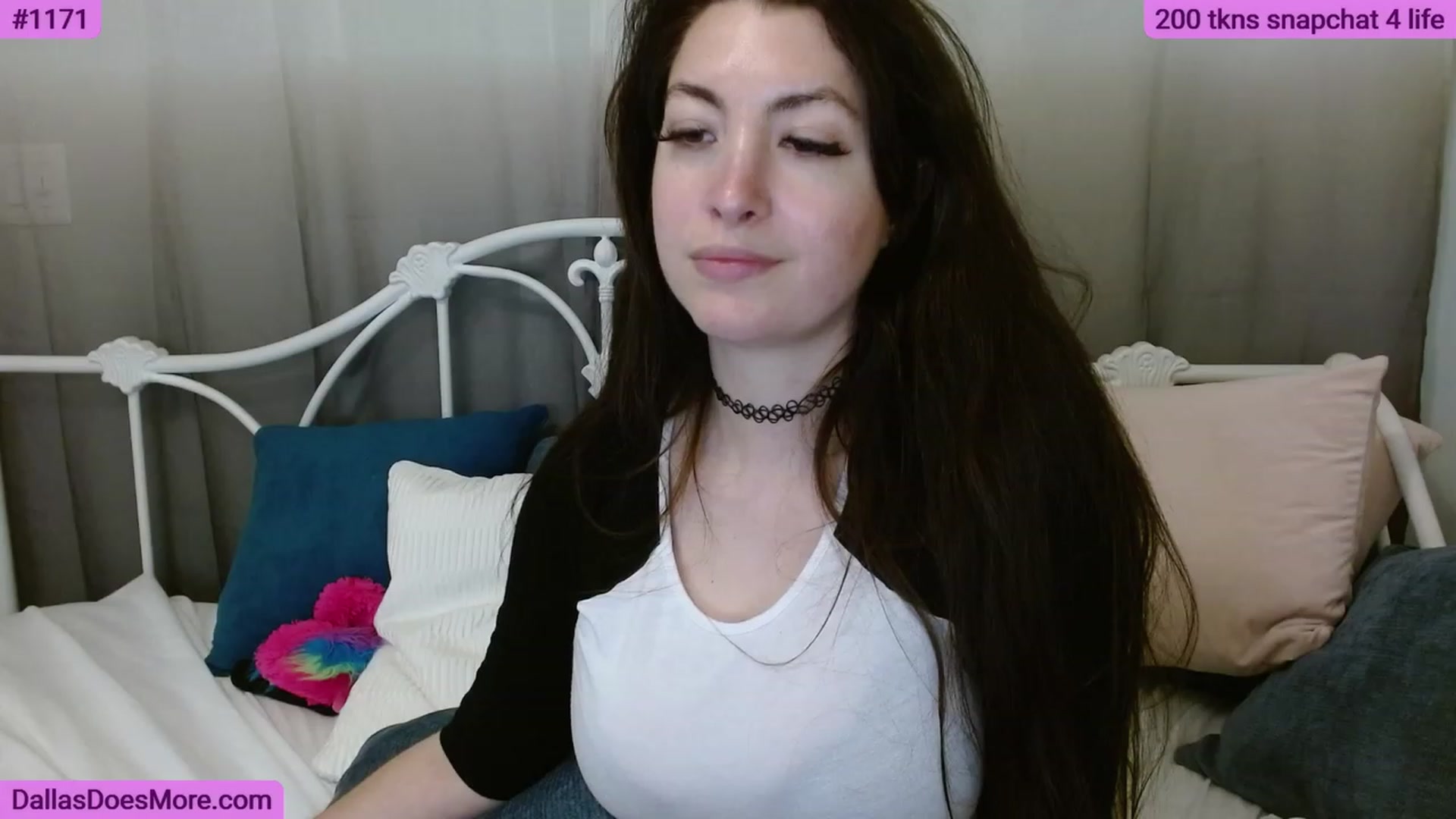 Gallery image thumbnail from DallasOhMy's myfreecams stream on, 06/03/2023, 24:02 image 15 of 20