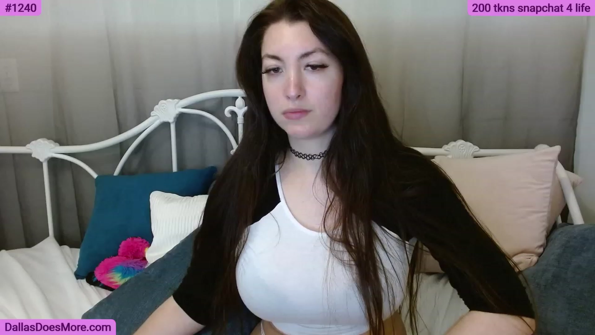 Gallery image thumbnail from DallasOhMy's myfreecams stream on, 06/03/2023, 24:02 image 6 of 20
