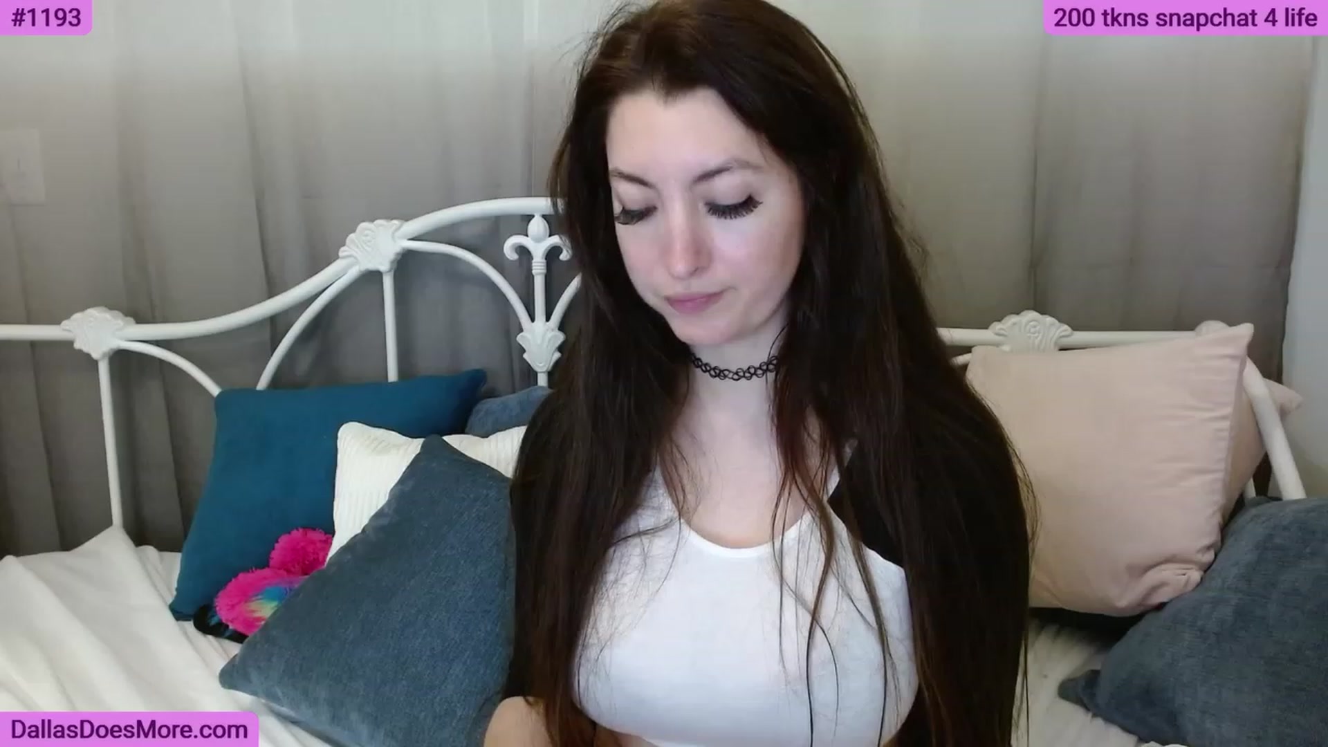 Gallery image thumbnail from DallasOhMy's myfreecams stream on, 06/03/2023, 24:19 image 15 of 20