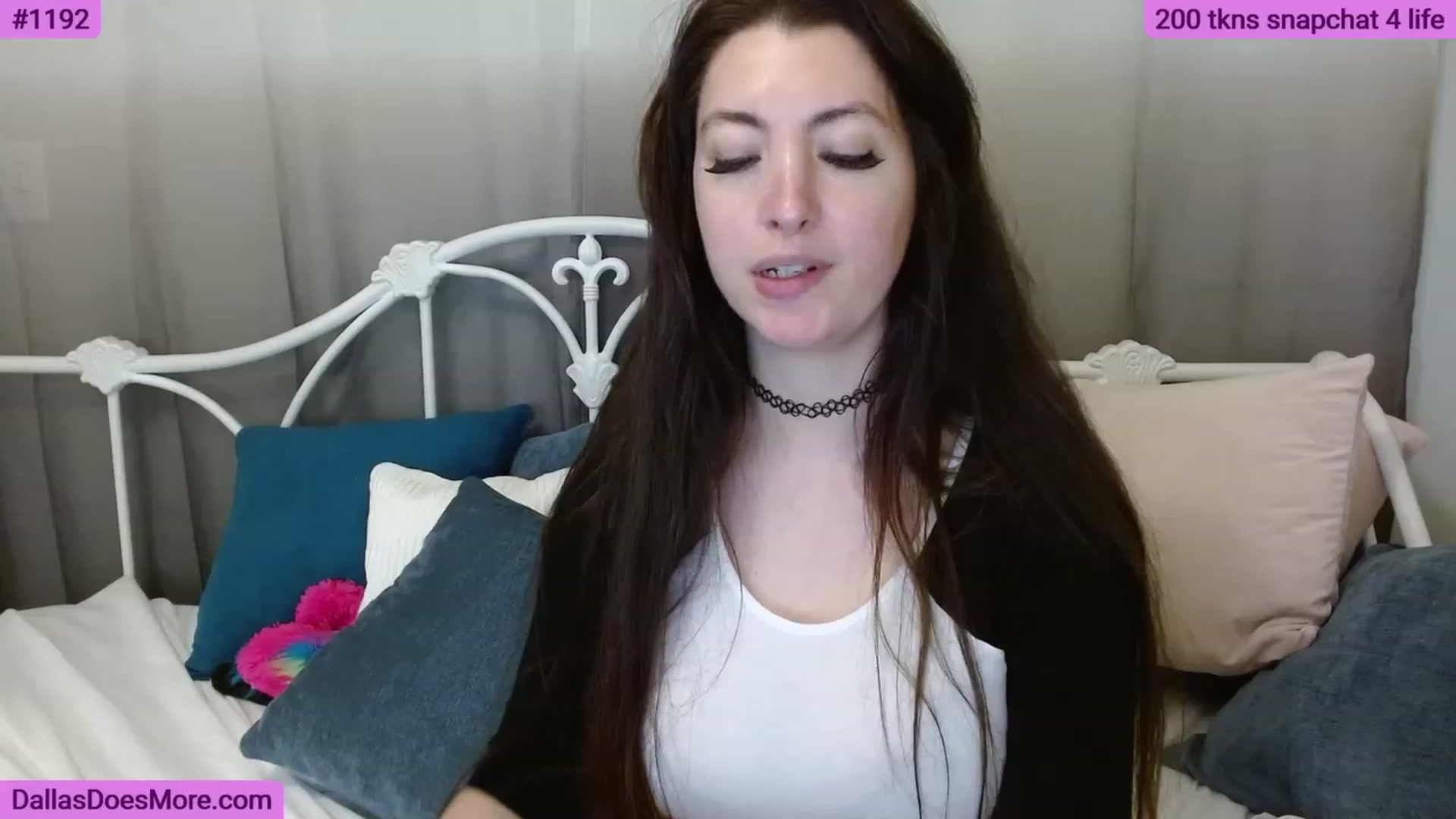 Gallery image thumbnail from DallasOhMy's myfreecams stream on, 06/03/2023, 24:19 image 11 of 20