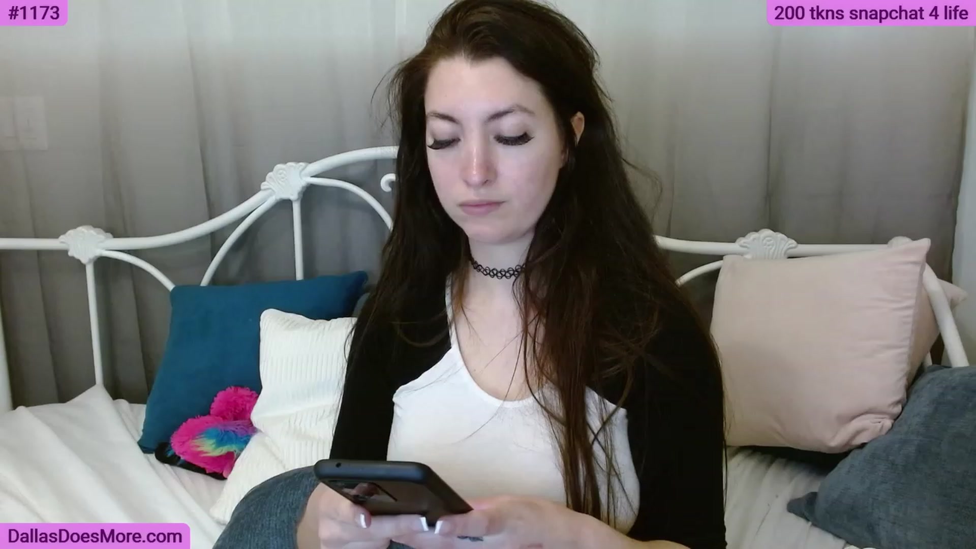 Gallery image thumbnail from DallasOhMy's myfreecams stream on, 06/03/2023, 02:09 image 5 of 20