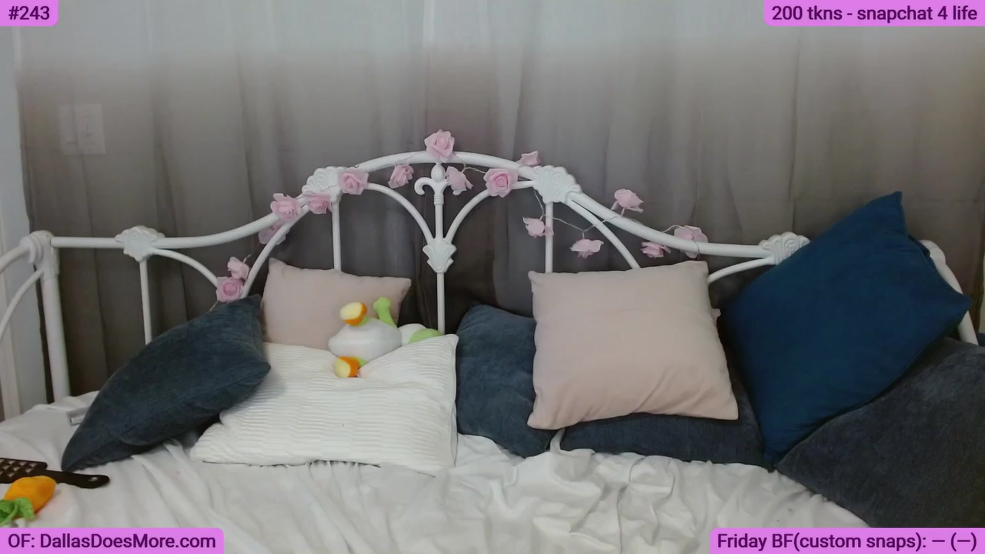 Gallery image thumbnail from DallasOhMy's myfreecams stream on, 06/30/2023, 18:35 image 4 of 20