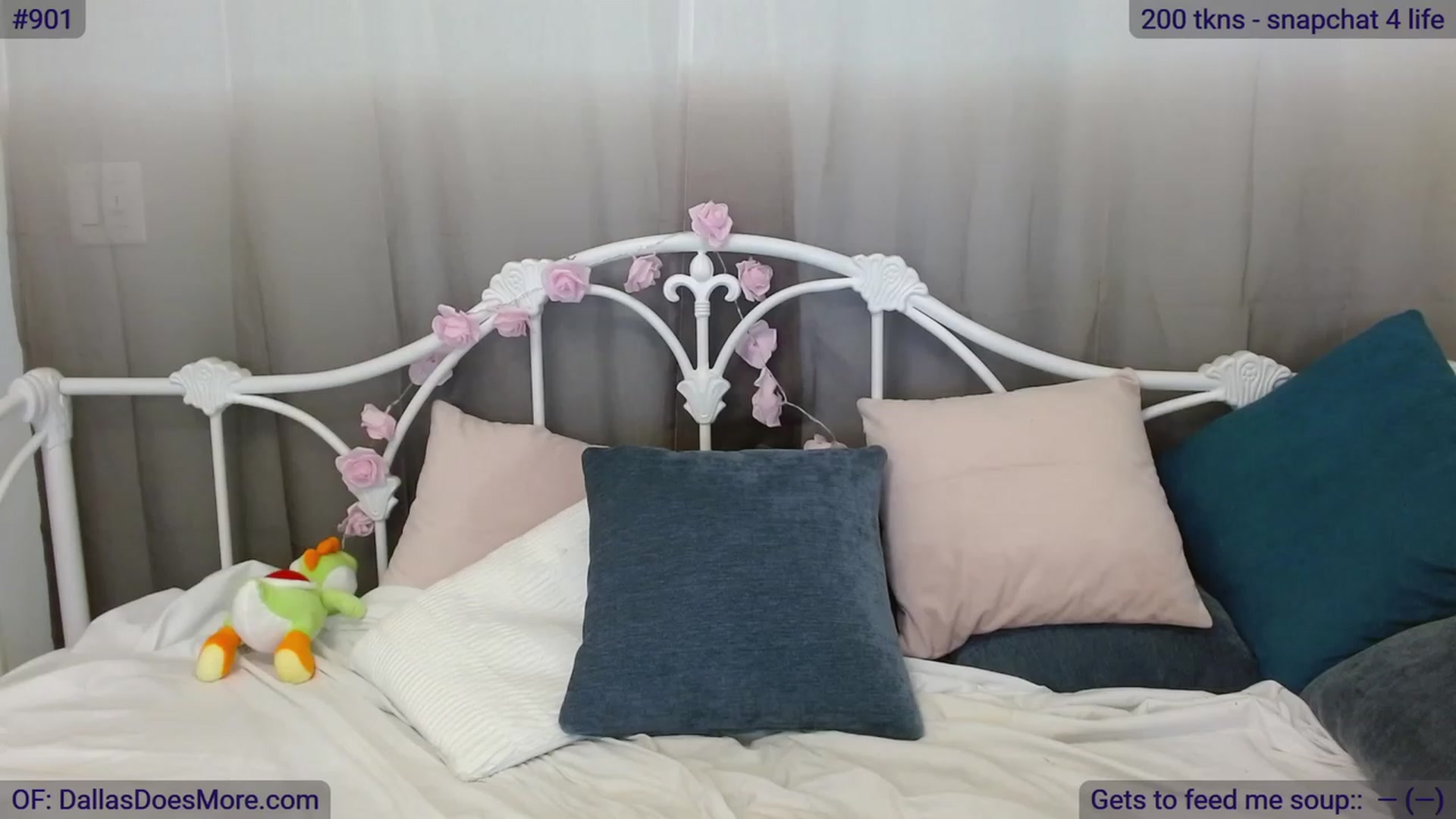 Gallery image thumbnail from DallasOhMy's myfreecams stream on, 07/06/2023, 18:09 image 9 of 20