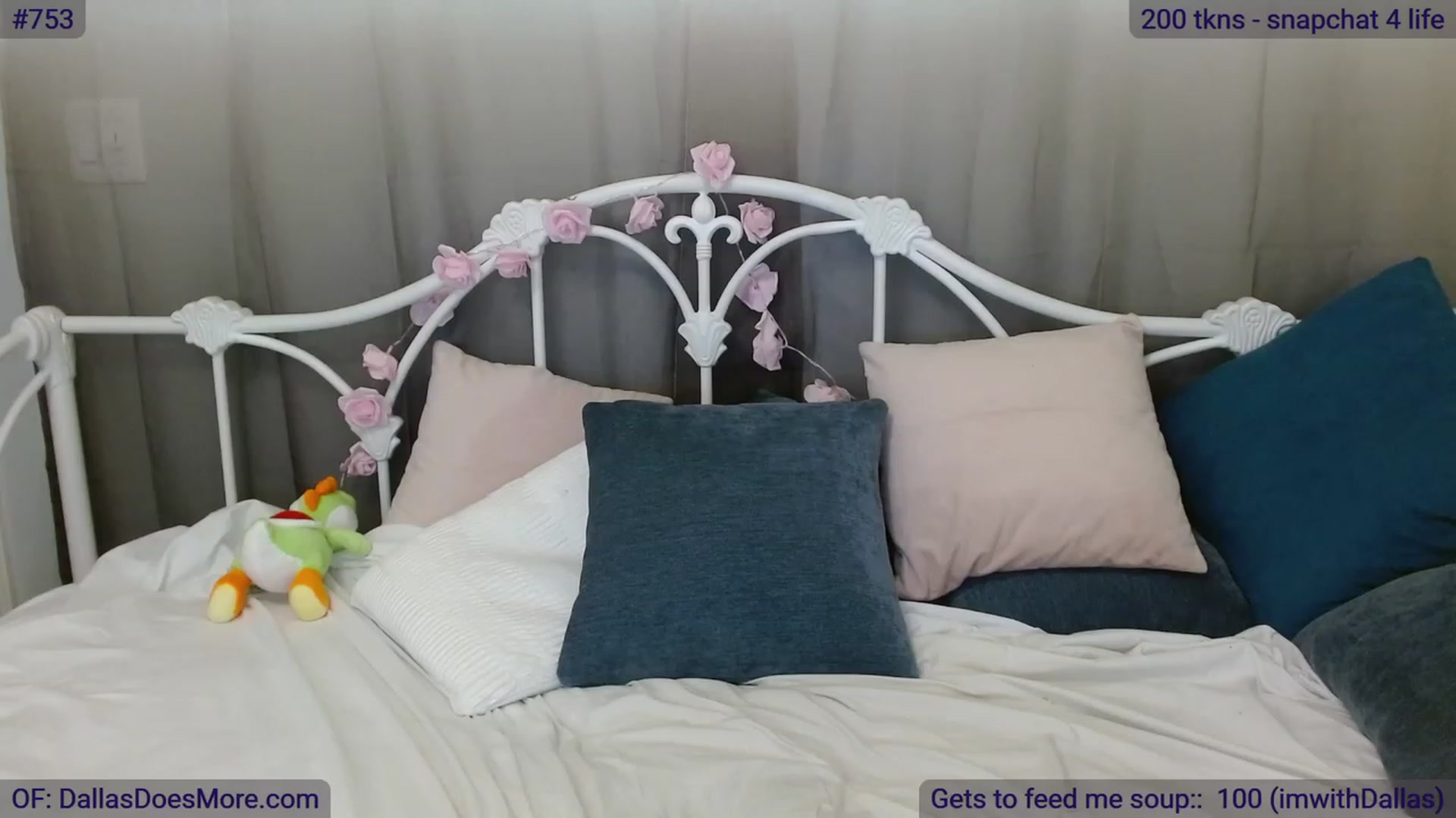 Gallery image thumbnail from DallasOhMy's myfreecams stream on, 07/06/2023, 20:14 image 6 of 20