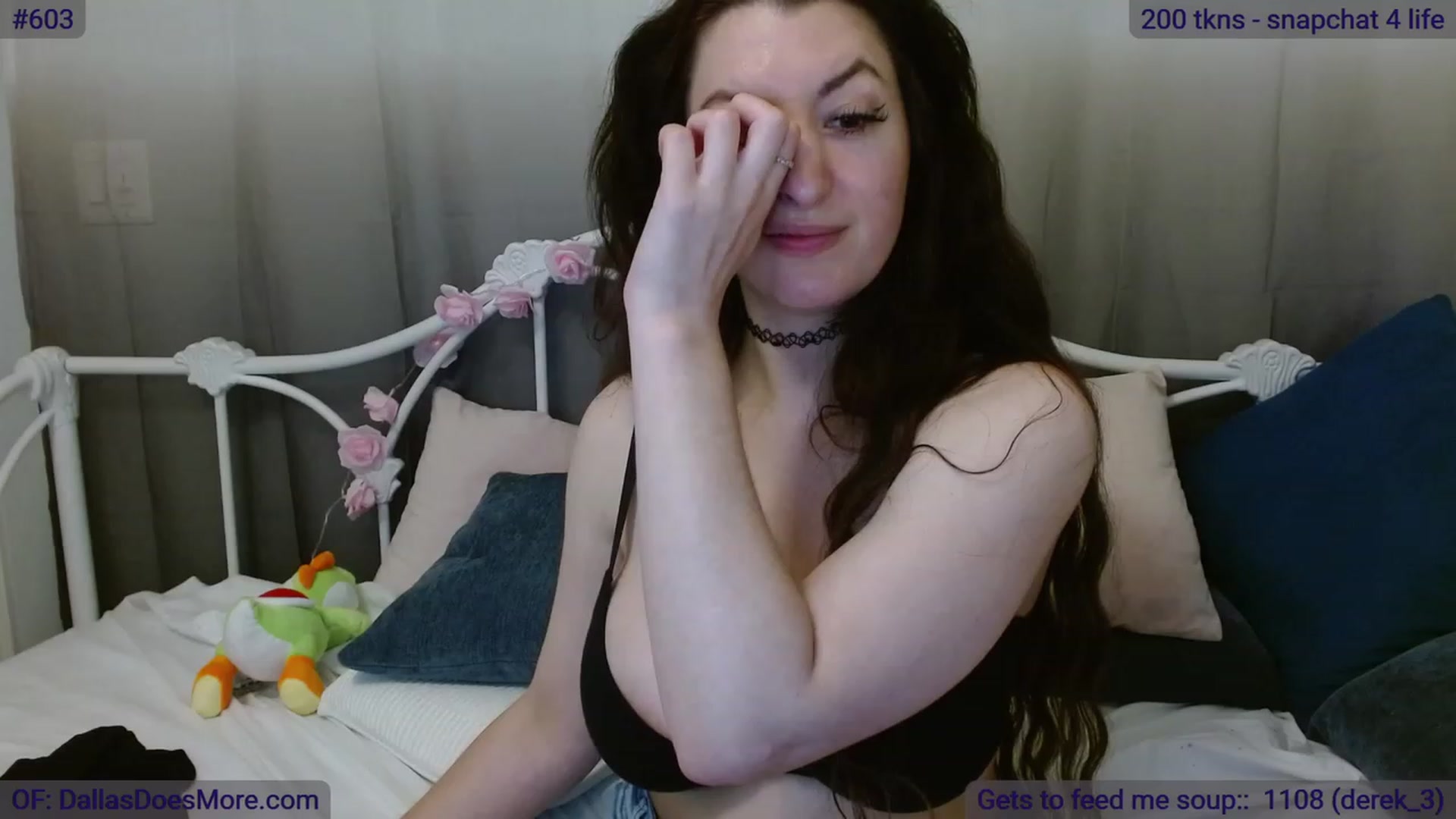 Gallery image thumbnail from DallasOhMy's myfreecams stream on, 07/07/2023, 02:46 image 20 of 20