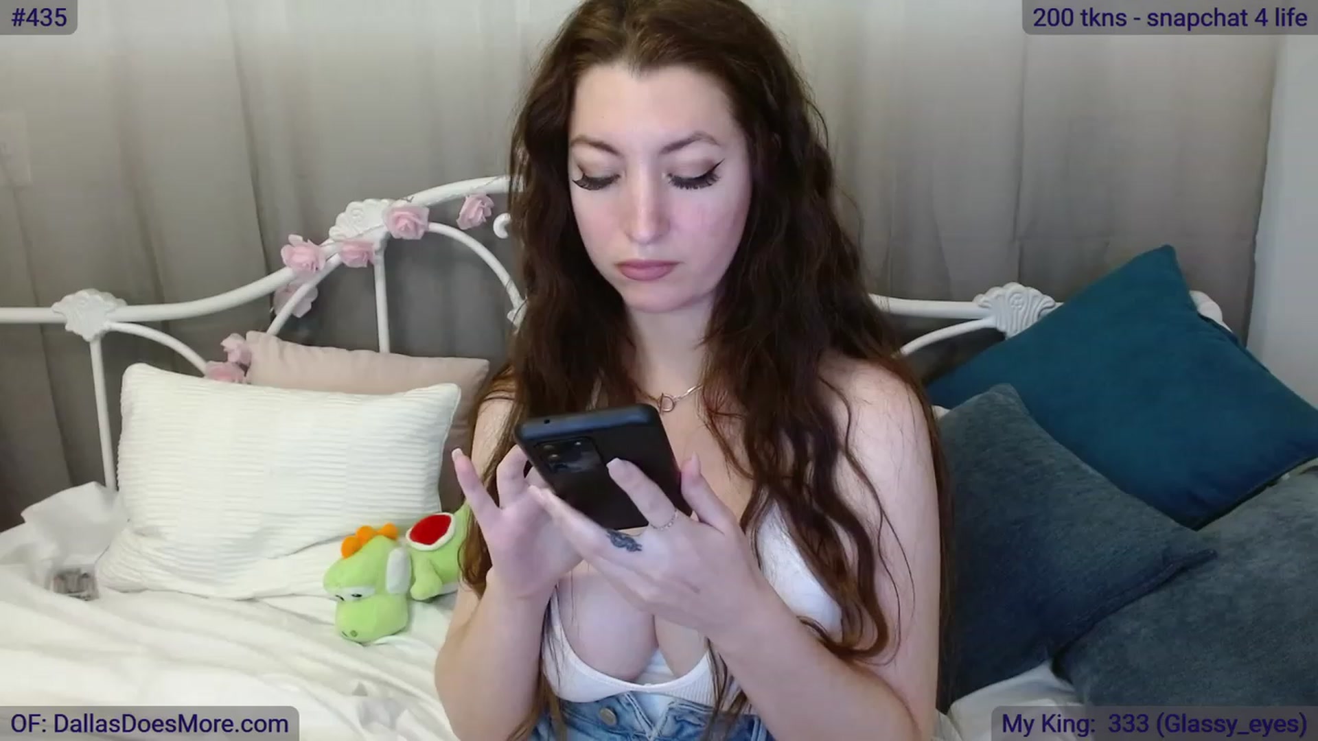 Gallery image thumbnail from DallasOhMy's myfreecams stream on, 07/13/2023, 24:15 image 6 of 20