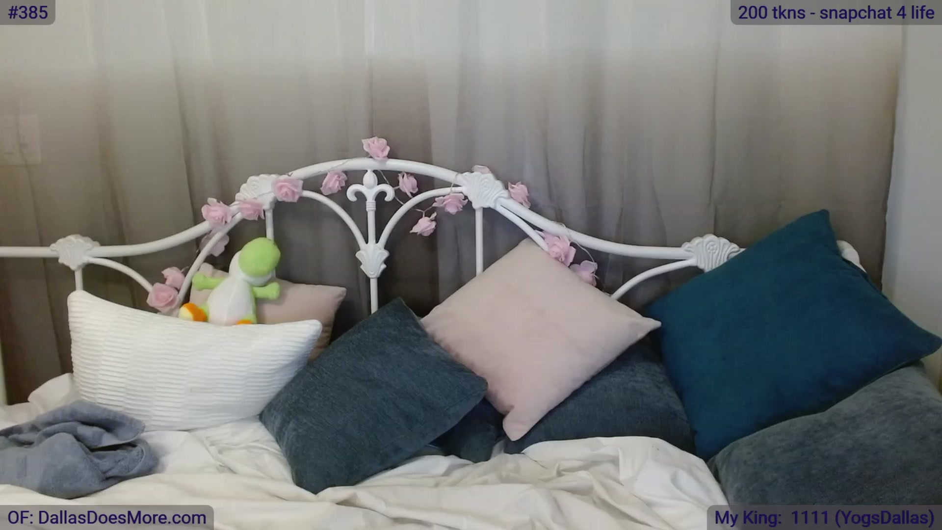 Gallery image thumbnail from DallasOhMy's myfreecams stream on, 07/13/2023, 01:21 image 20 of 20