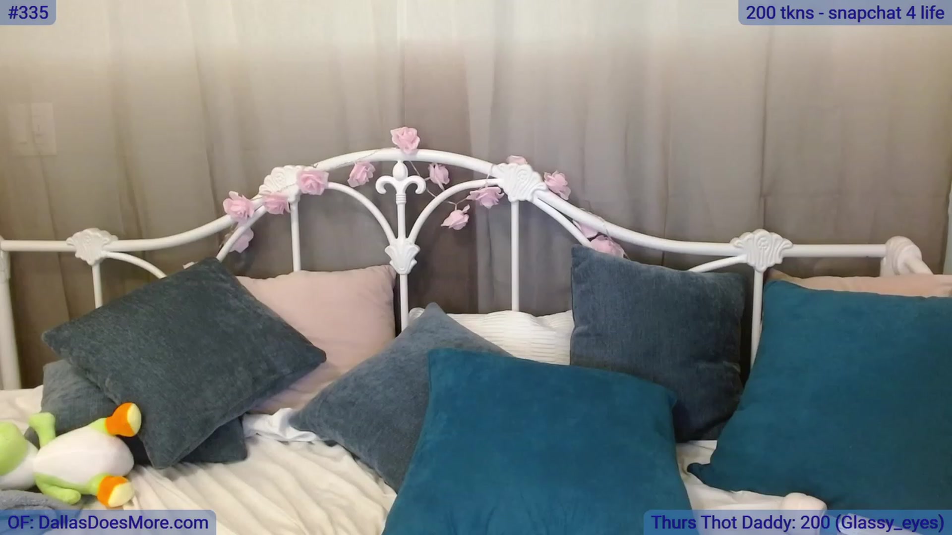 Gallery image thumbnail from DallasOhMy's myfreecams stream on, 07/14/2023, 24:23 image 2 of 20
