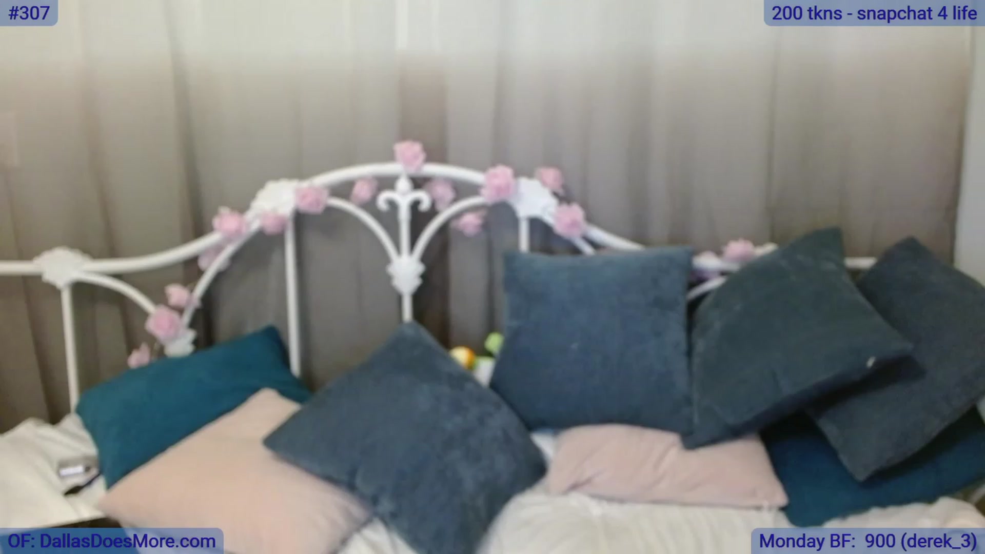 Gallery image thumbnail from DallasOhMy's myfreecams stream on, 07/25/2023, 02:26 image 17 of 20