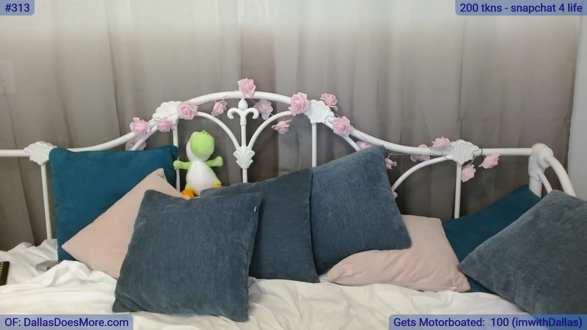 Gallery image thumbnail from DallasOhMy's myfreecams stream on, 07/25/2023, 21:06 image 5 of 20
