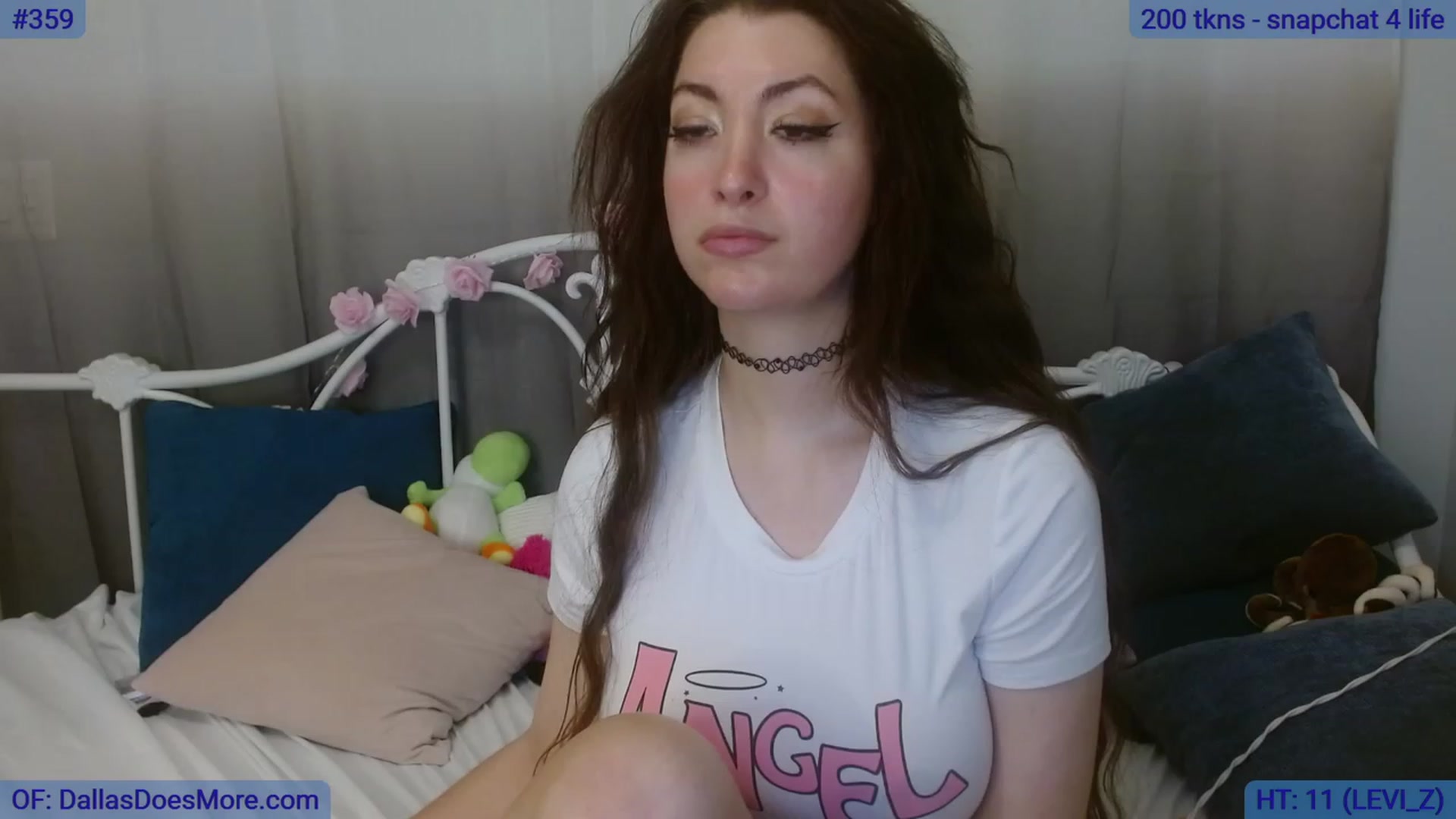 Gallery image thumbnail from DallasOhMy's myfreecams stream on, 07/31/2023, 19:46 image 11 of 20