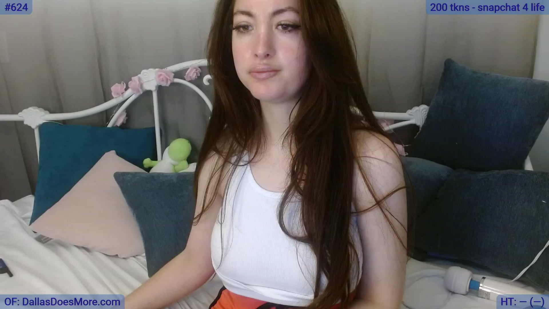 Gallery image thumbnail from DallasOhMy's myfreecams stream on, 08/03/2023, 18:38 image 5 of 20
