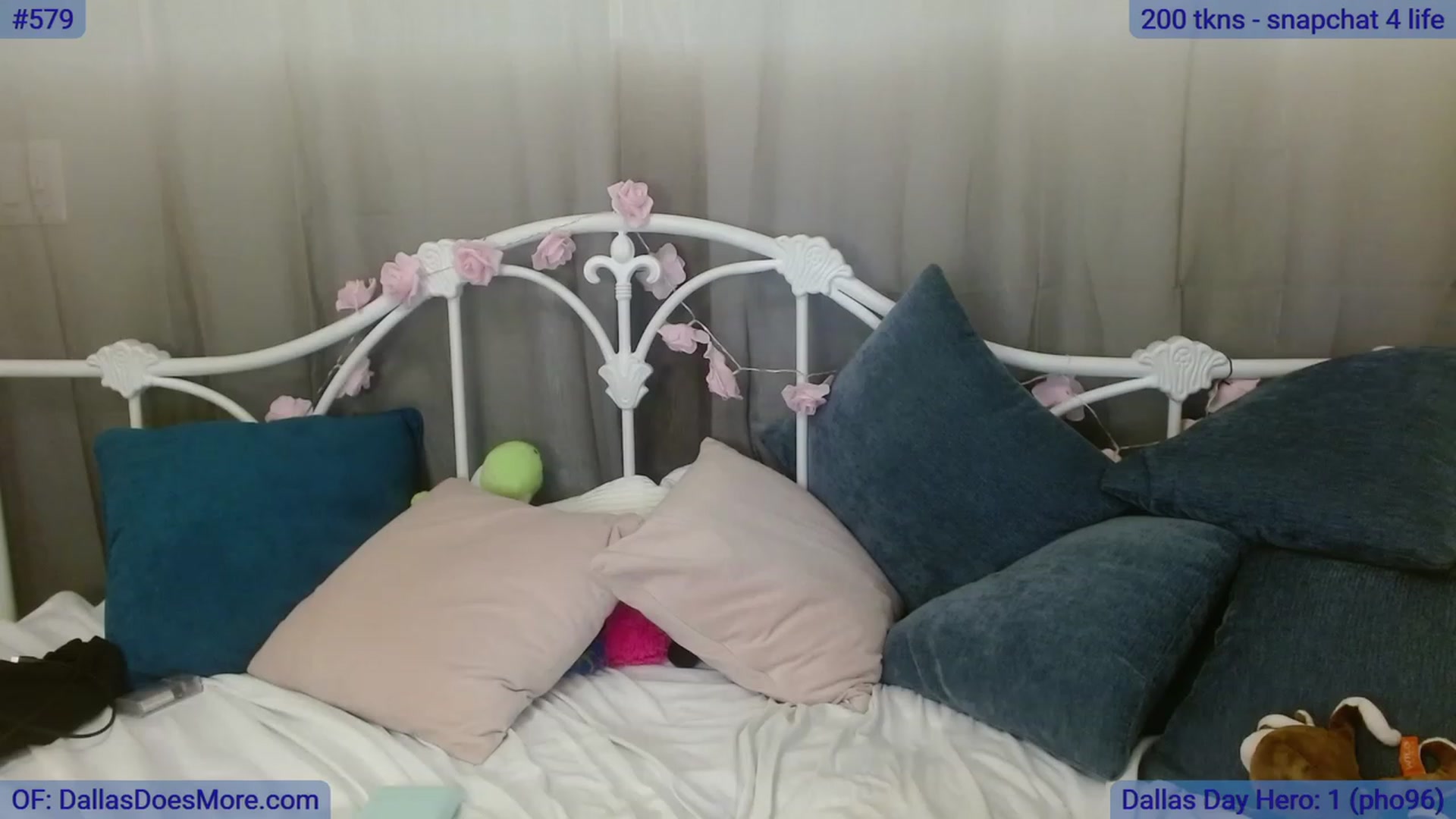 Gallery image thumbnail from DallasOhMy's myfreecams stream on, 08/07/2023, 01:33 image 13 of 20
