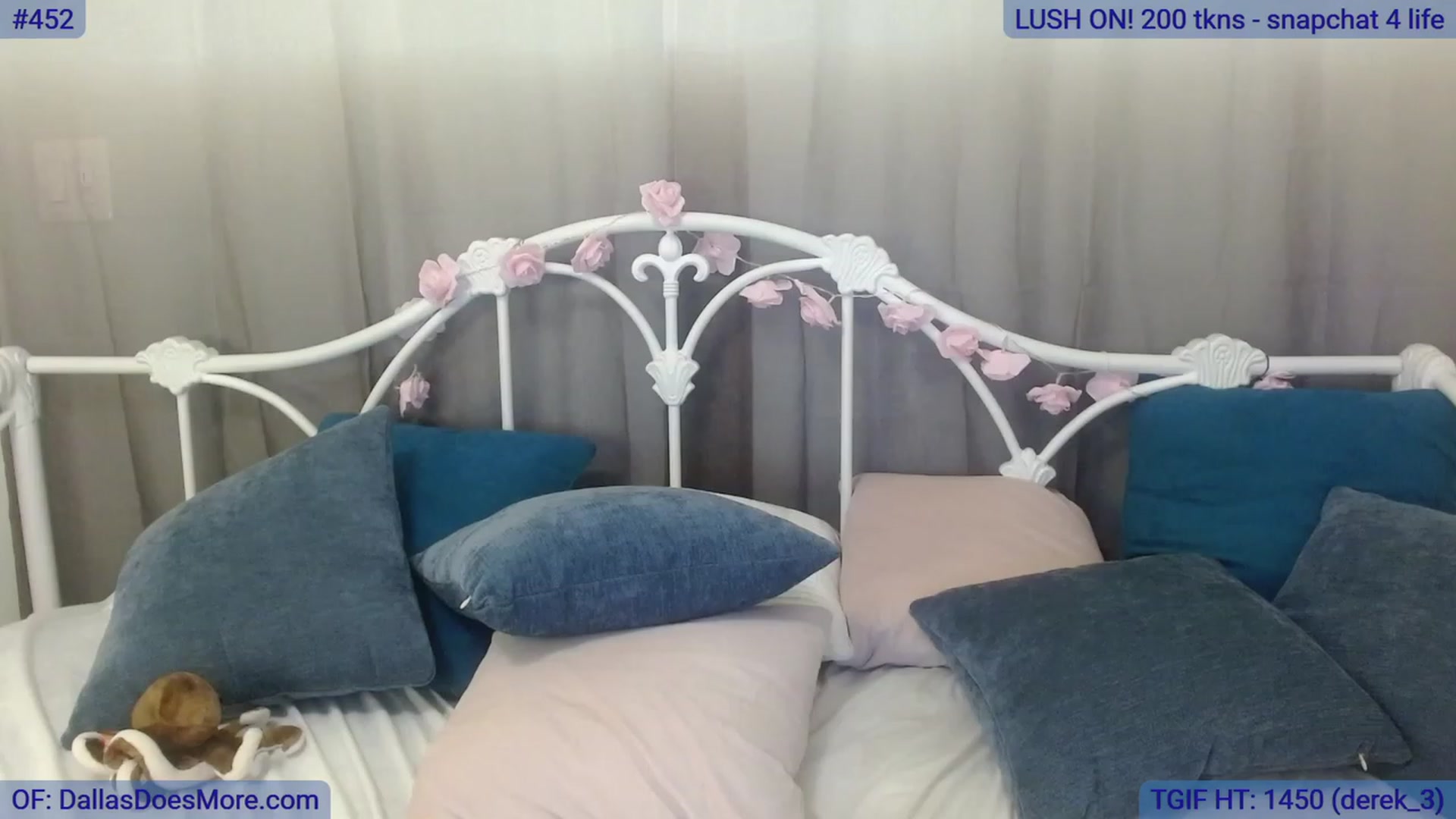 Gallery image thumbnail from DallasOhMy's myfreecams stream on, 08/12/2023, 02:57 image 10 of 20