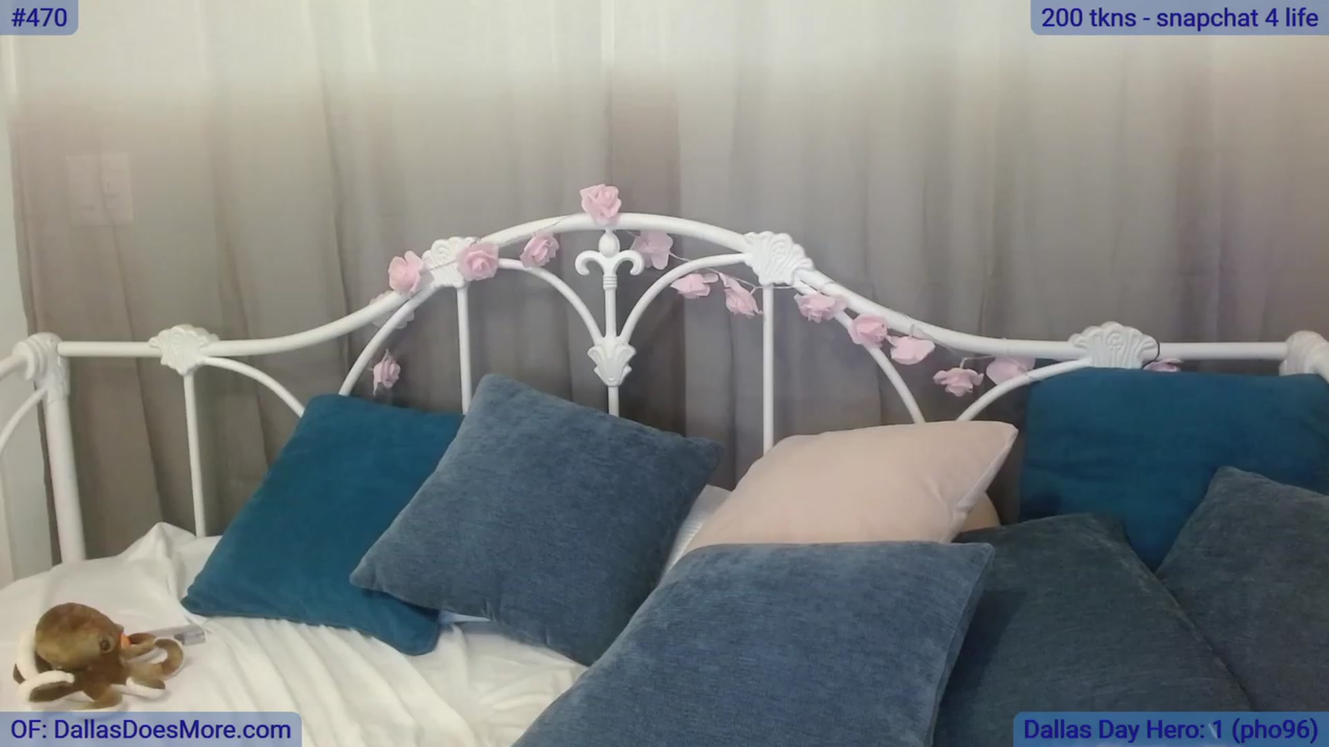 Gallery image thumbnail from DallasOhMy's myfreecams stream on, 08/13/2023, 22:44 image 19 of 20