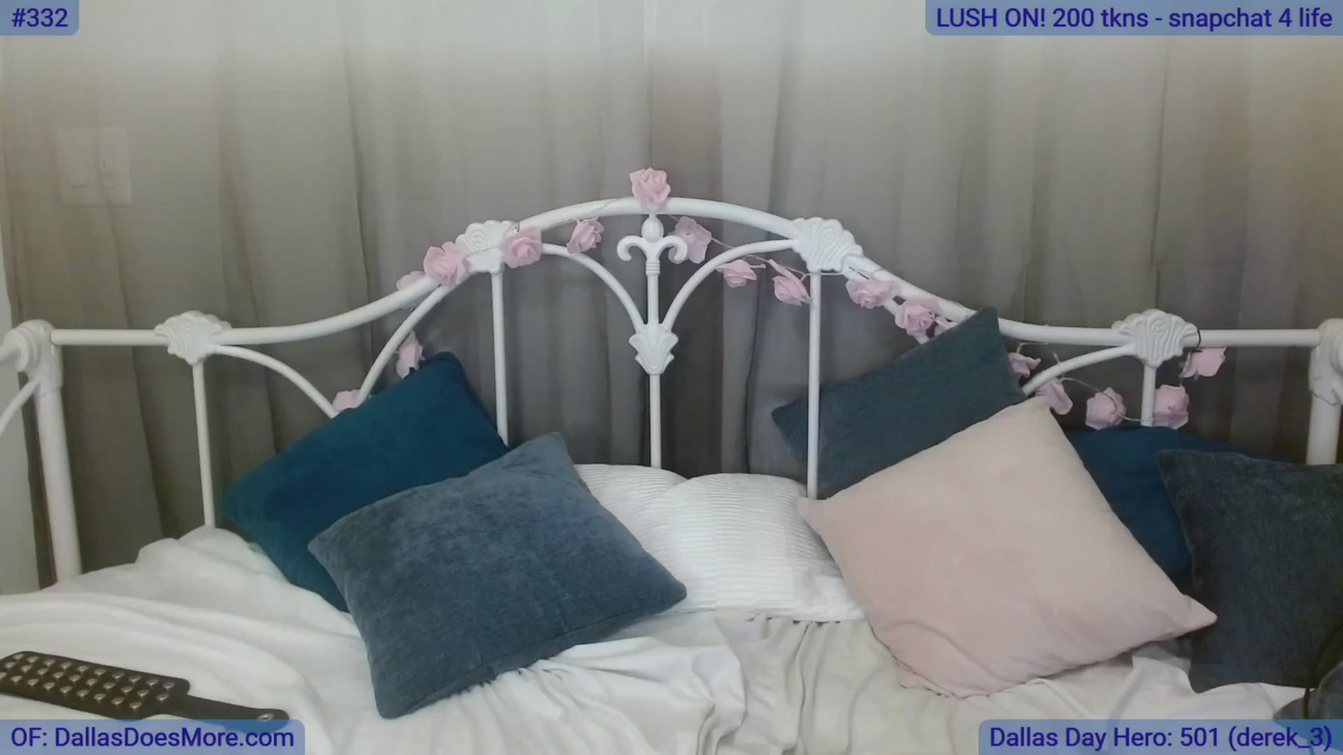 Gallery image thumbnail from DallasOhMy's myfreecams stream on, 08/21/2023, 24:54 image 17 of 20