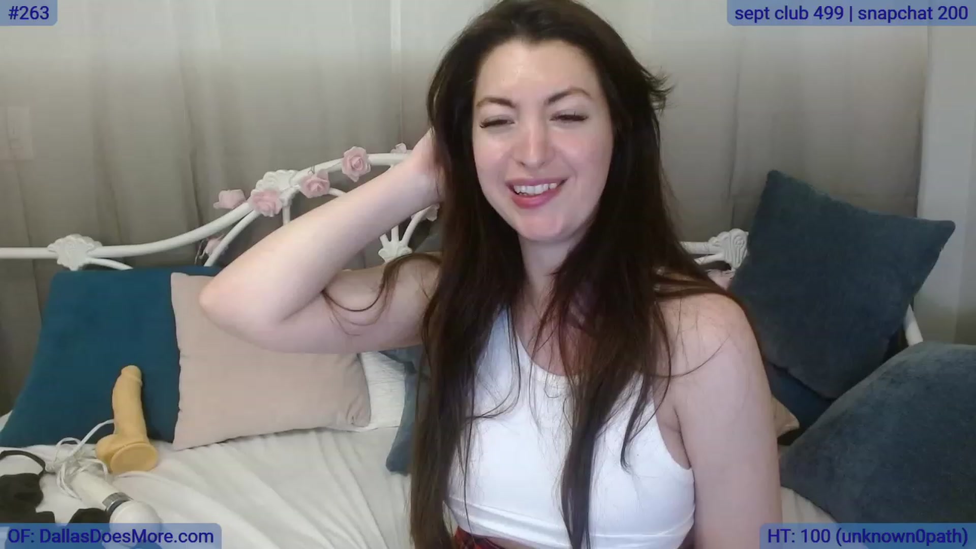 Gallery image thumbnail from DallasOhMy's myfreecams stream on, 09/21/2023, 04:09 image 7 of 20