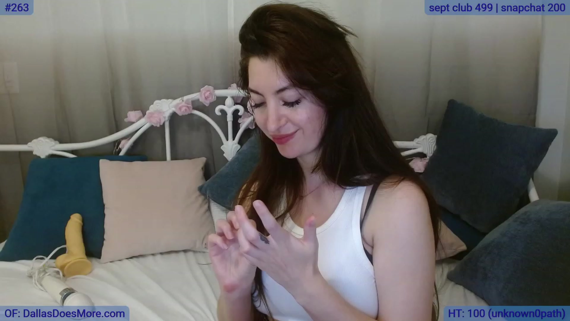 Gallery image thumbnail from DallasOhMy's myfreecams stream on, 09/21/2023, 04:09 image 17 of 20