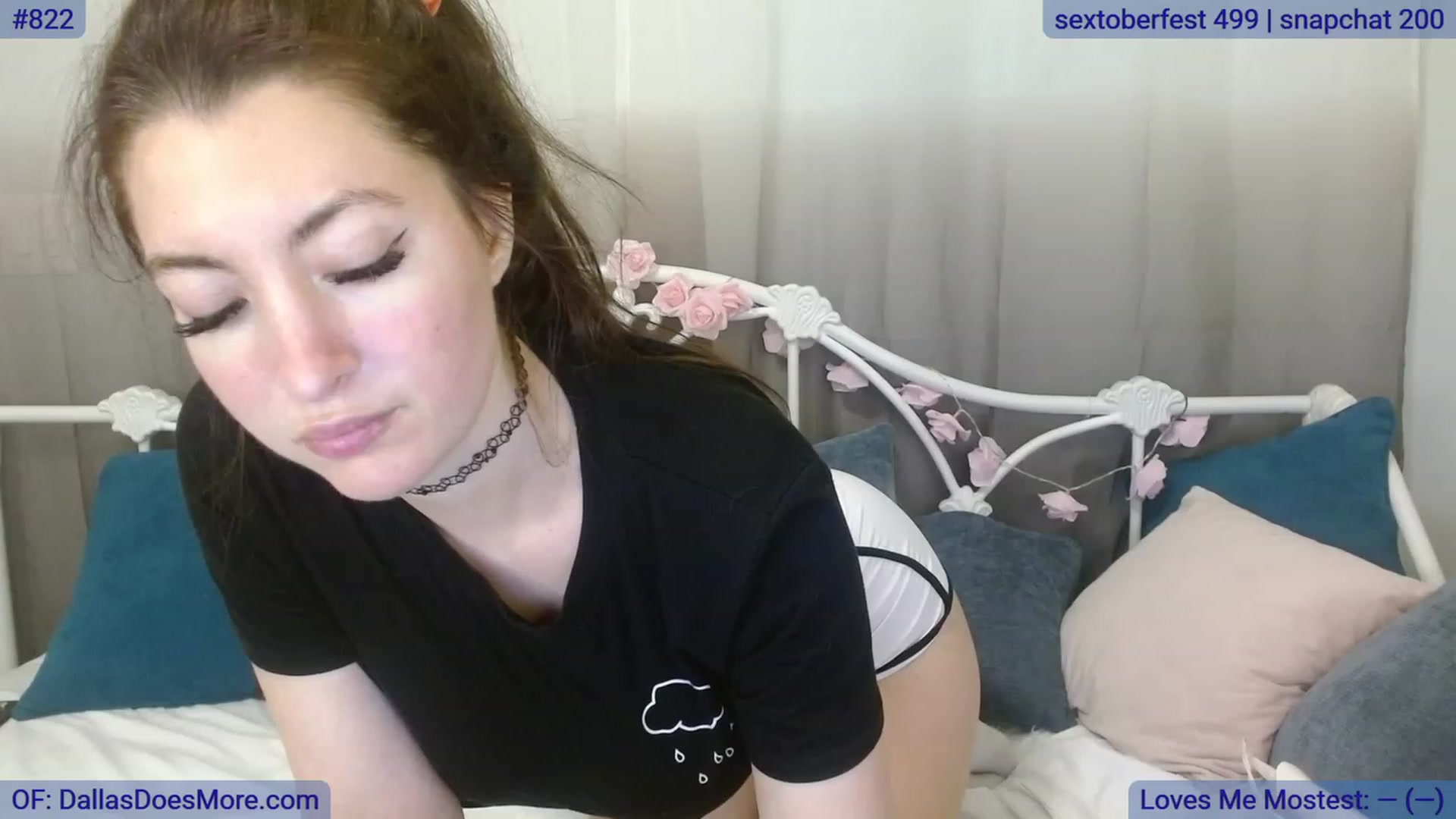 Gallery image thumbnail from DallasOhMy's myfreecams stream on, 10/04/2023, 24:38 image 9 of 20