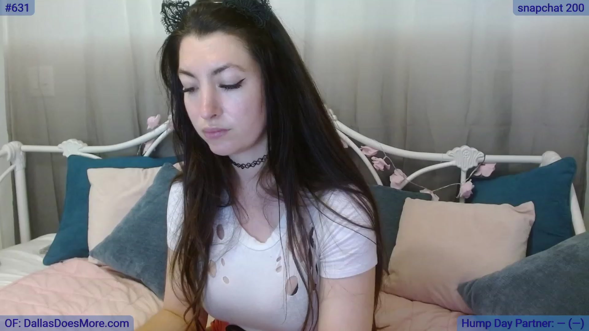Gallery image thumbnail from DallasOhMy's myfreecams stream on, 10/11/2023, 23:31 image 16 of 20