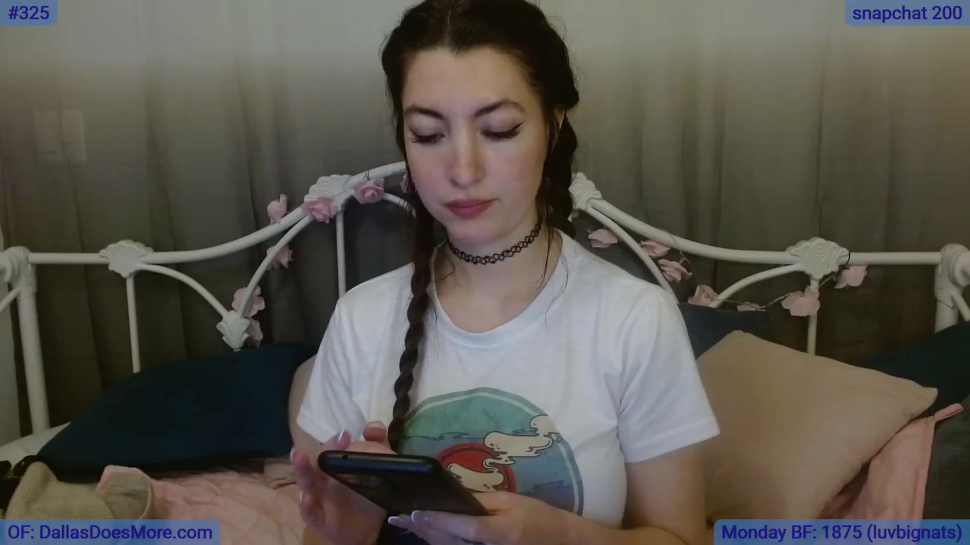 Gallery image thumbnail from DallasOhMy's myfreecams stream on, 10/24/2023, 02:11 image 13 of 20