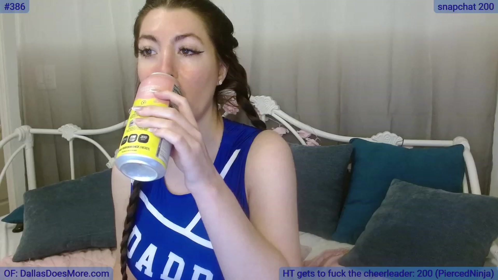 Gallery image thumbnail from DallasOhMy's myfreecams stream on, 10/29/2023, 18:14 image 3 of 20